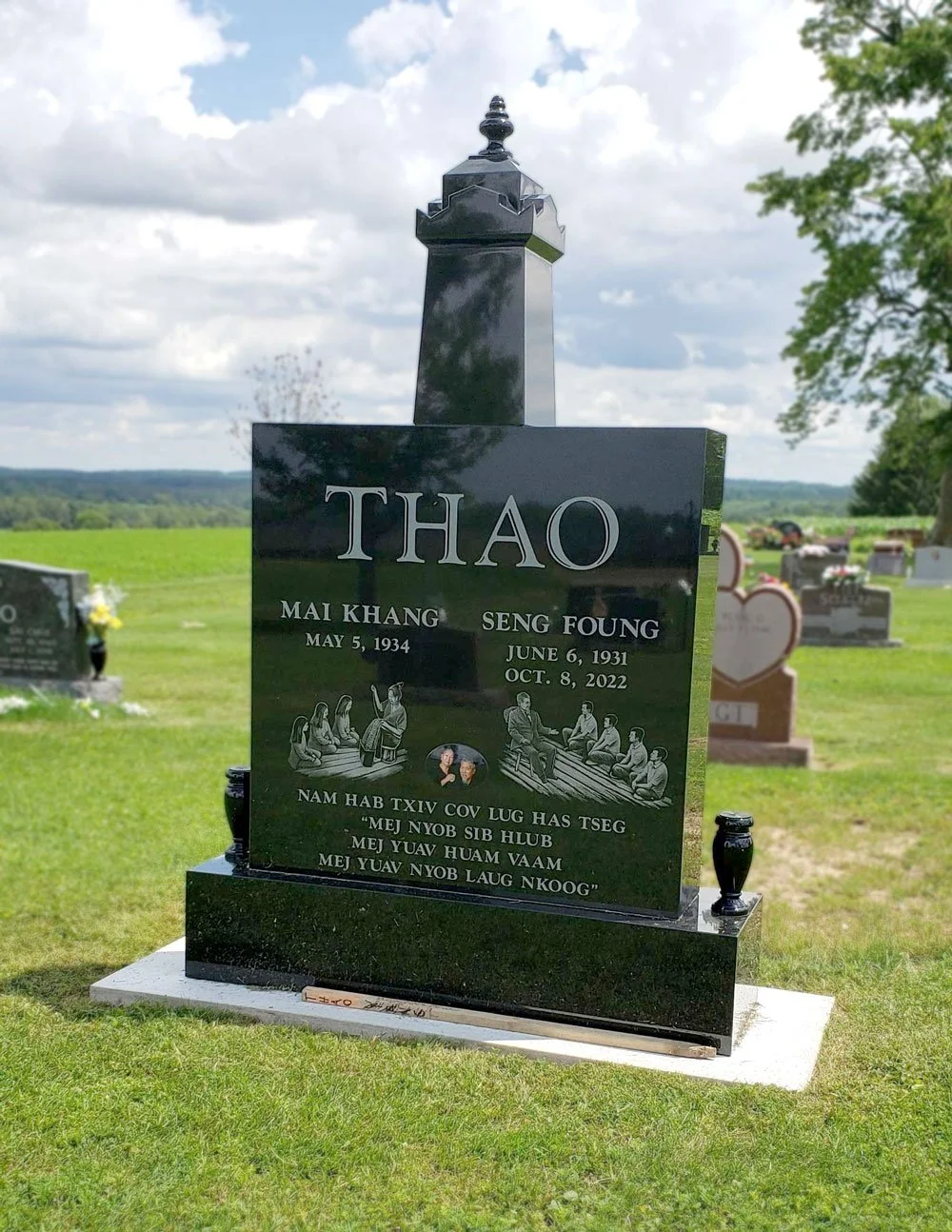 Hmong Memorials