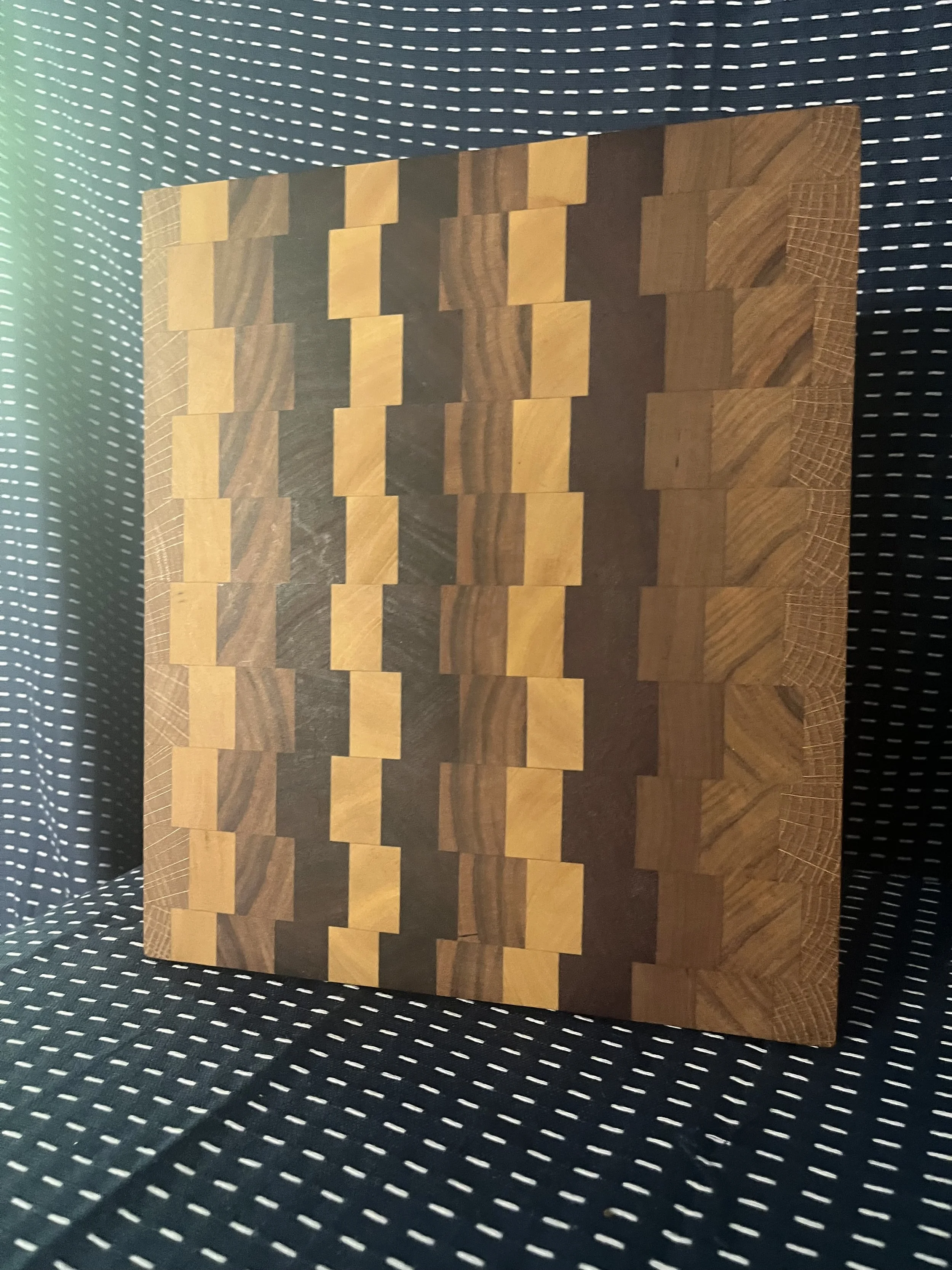 WILD CUTTING BOARD