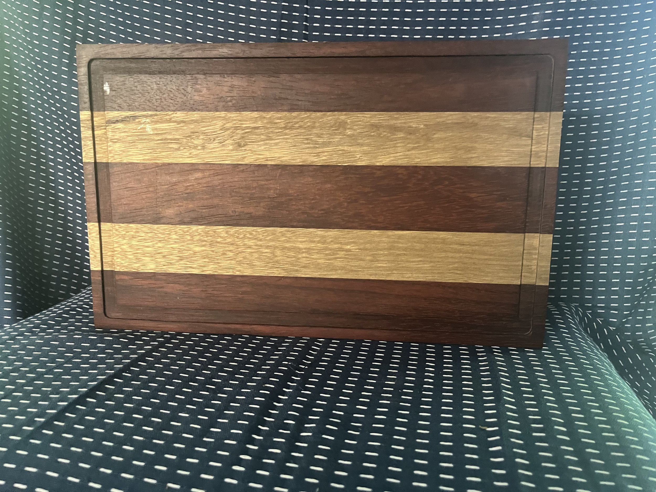 CUTTING BOARD