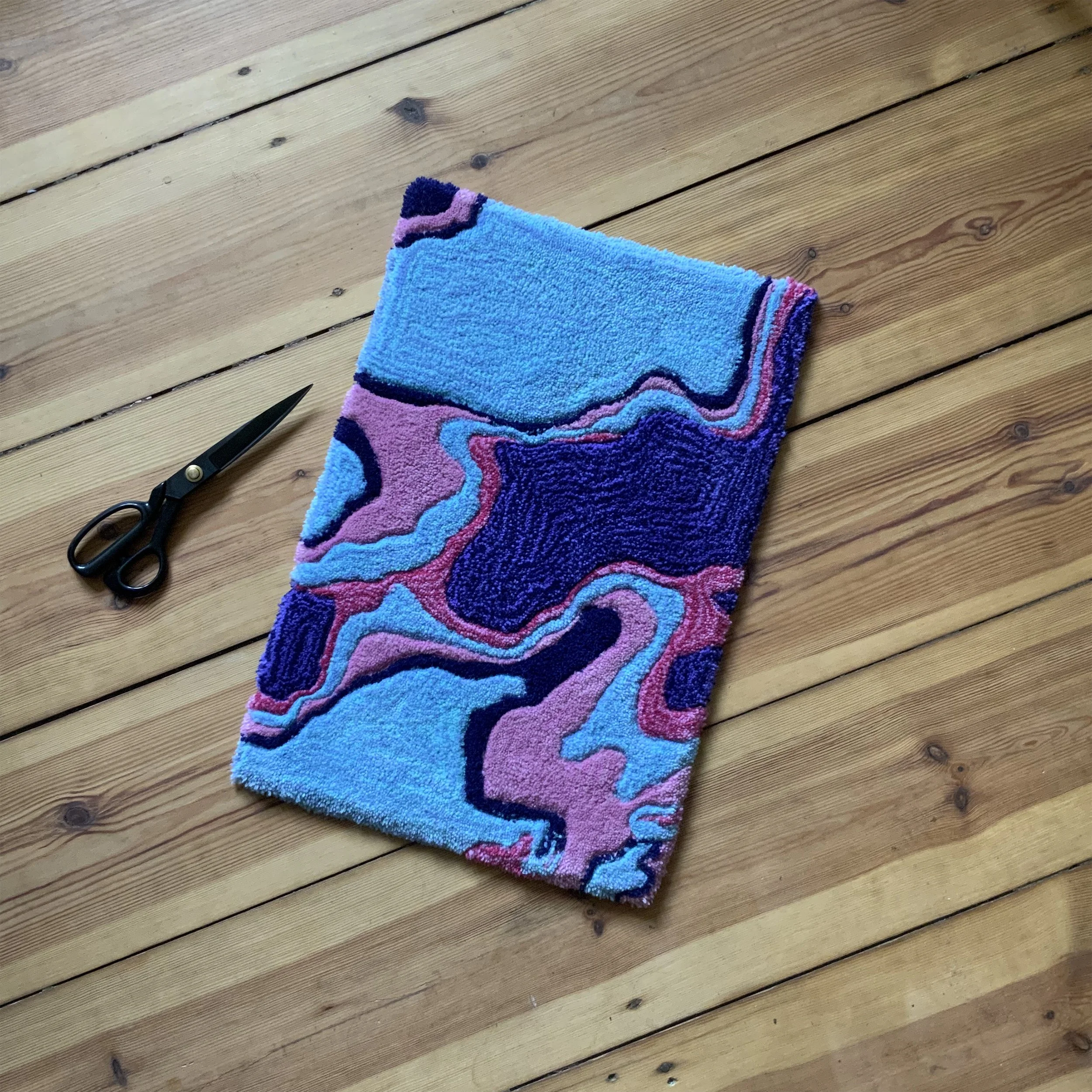 ahududu - hand tufted rug