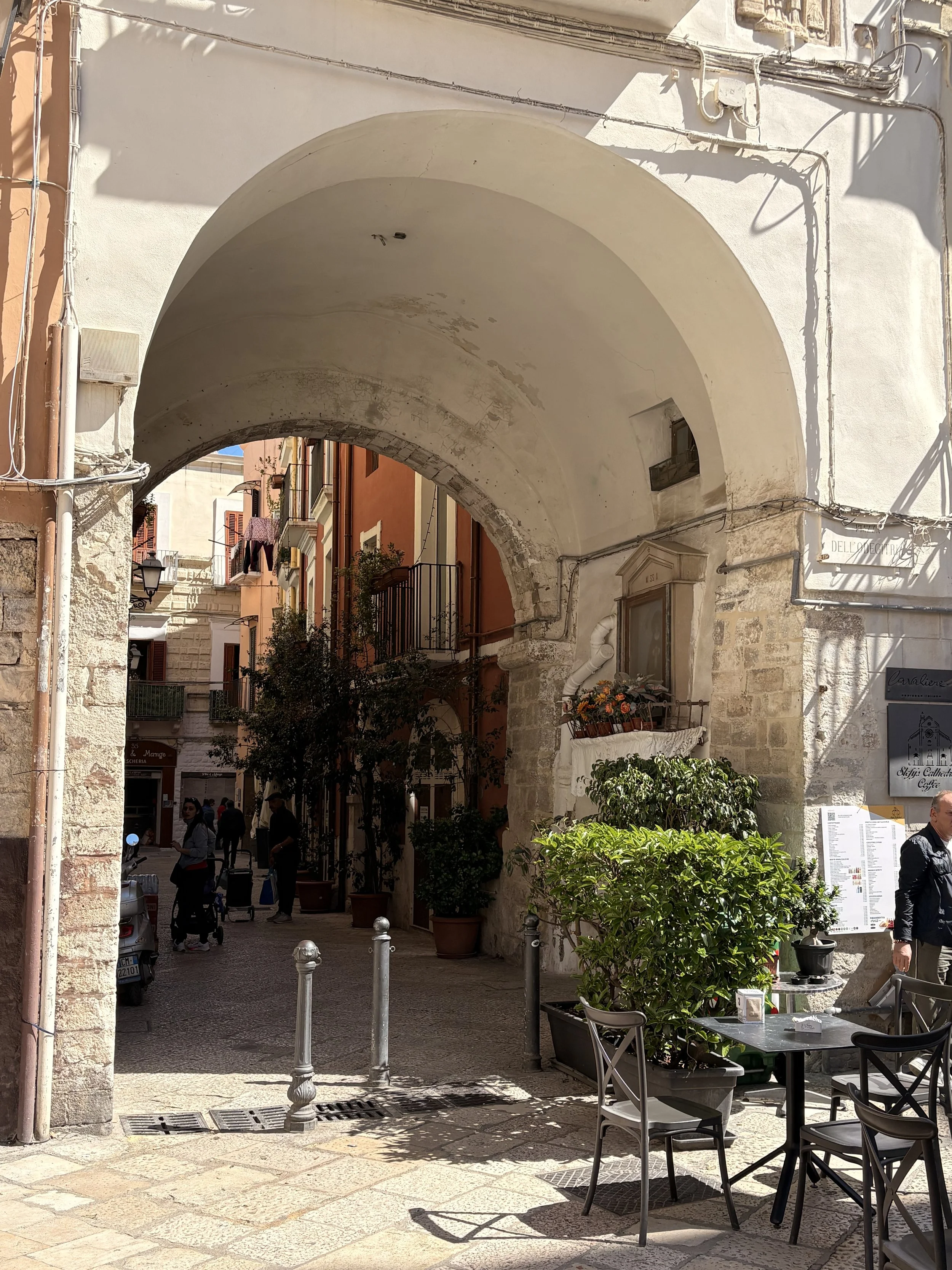 Bari