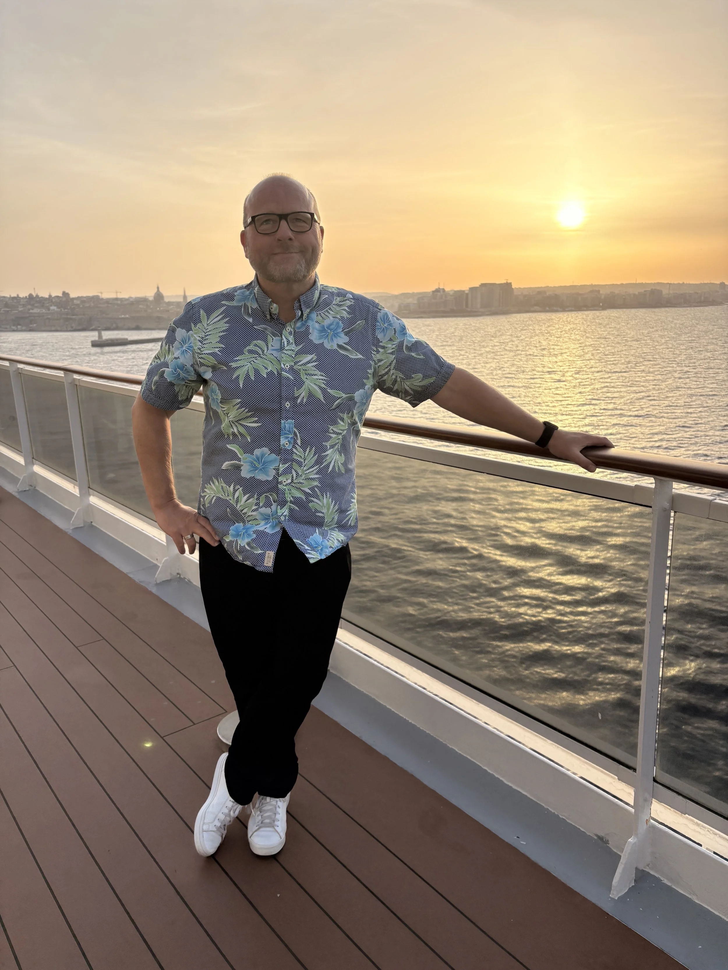 dressed up ma bit for a dinner after nice sunset