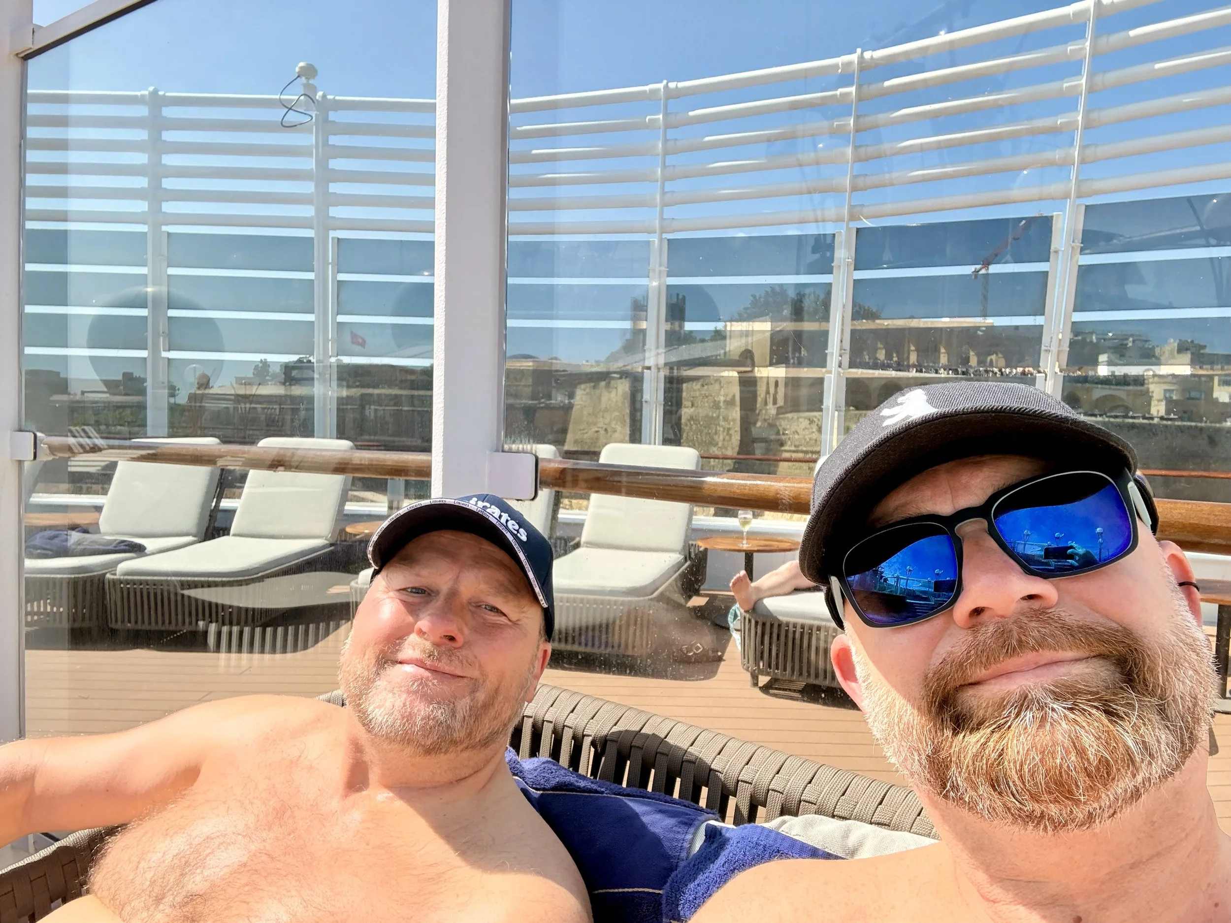After an exhausting sightseeing, well deserved break at the pool deck with cocktails