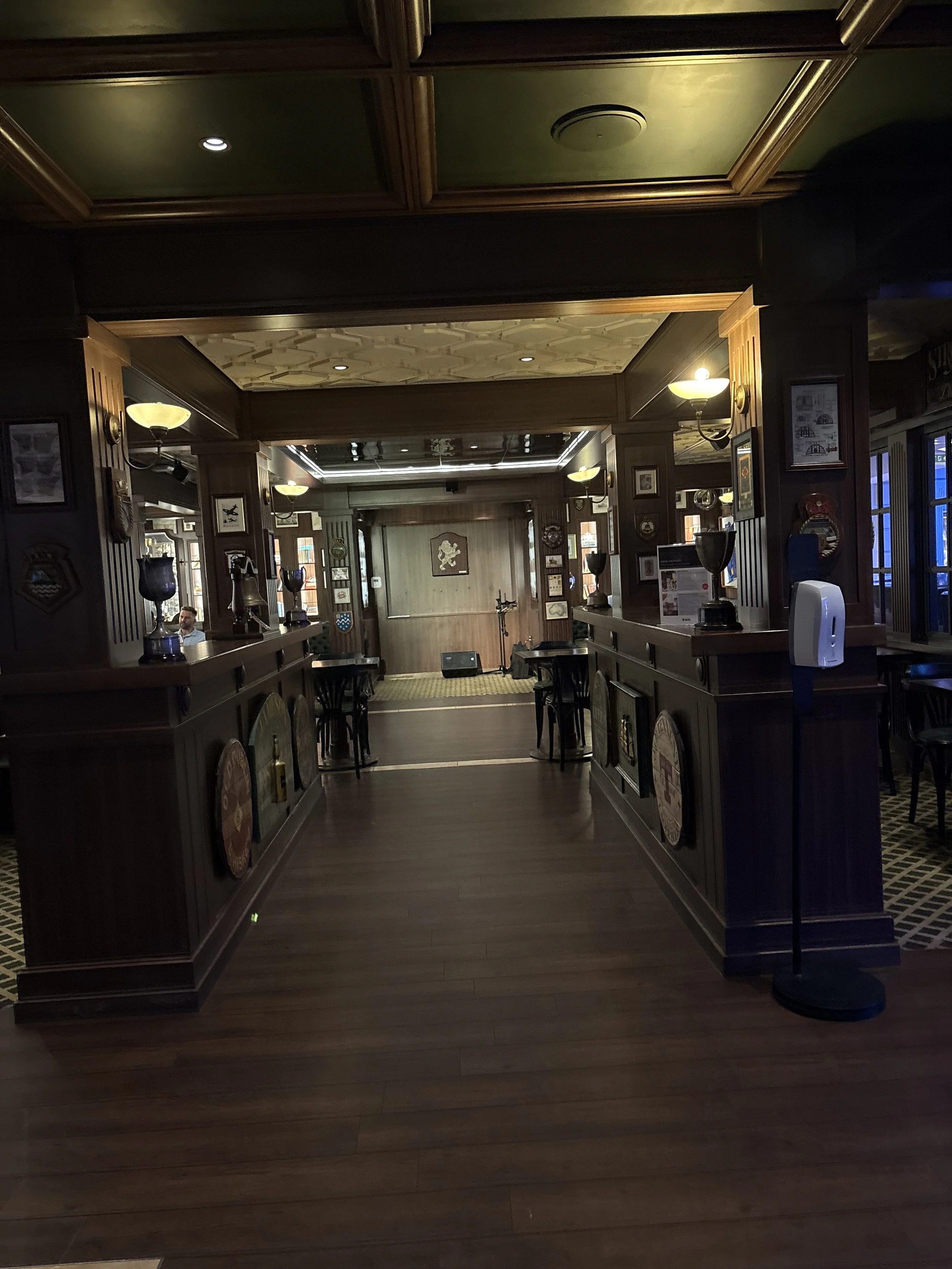 Masters of the sea Pub