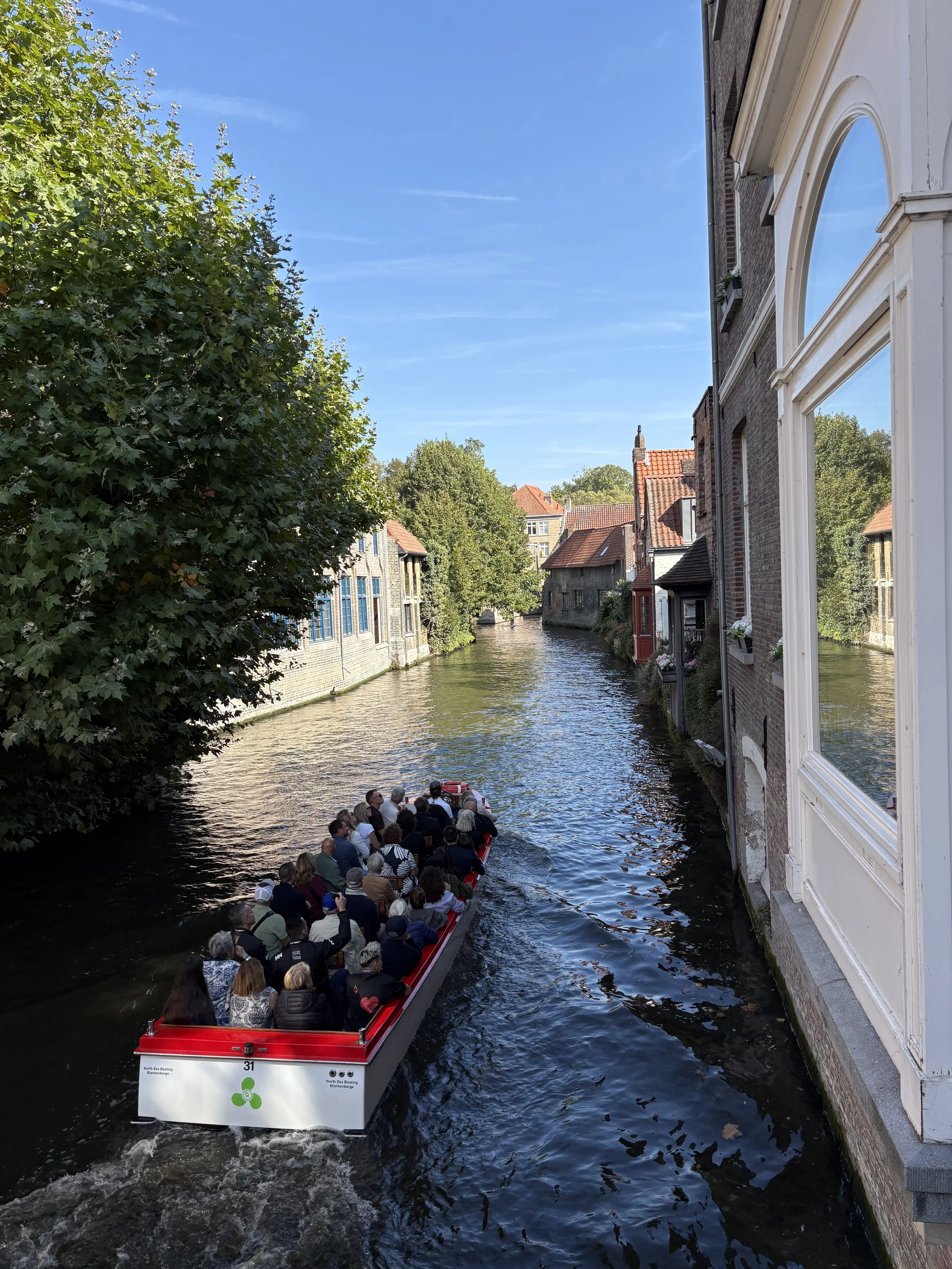 typical boat trips through the Bruges canals 