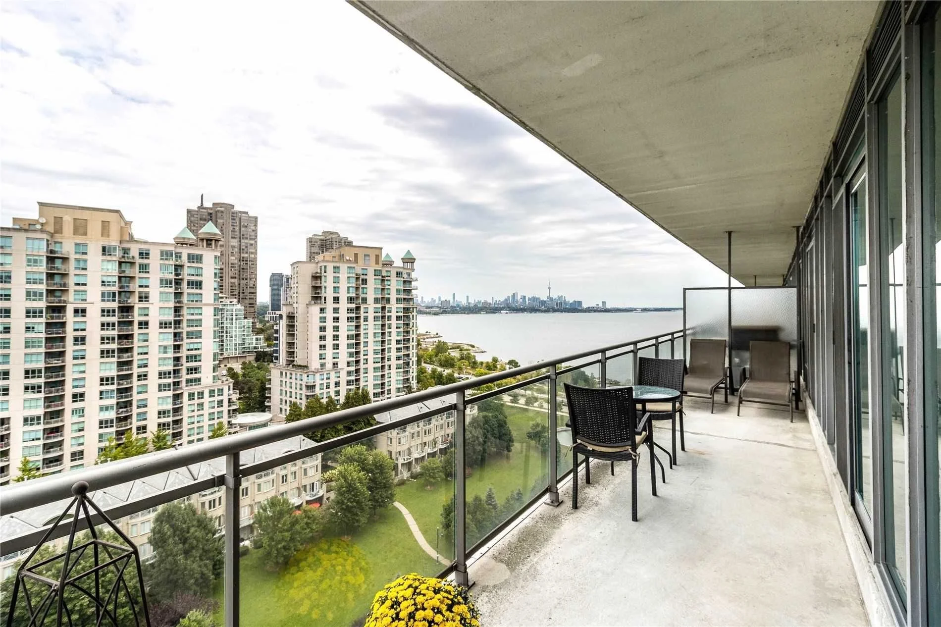 2119Lake5.jpg