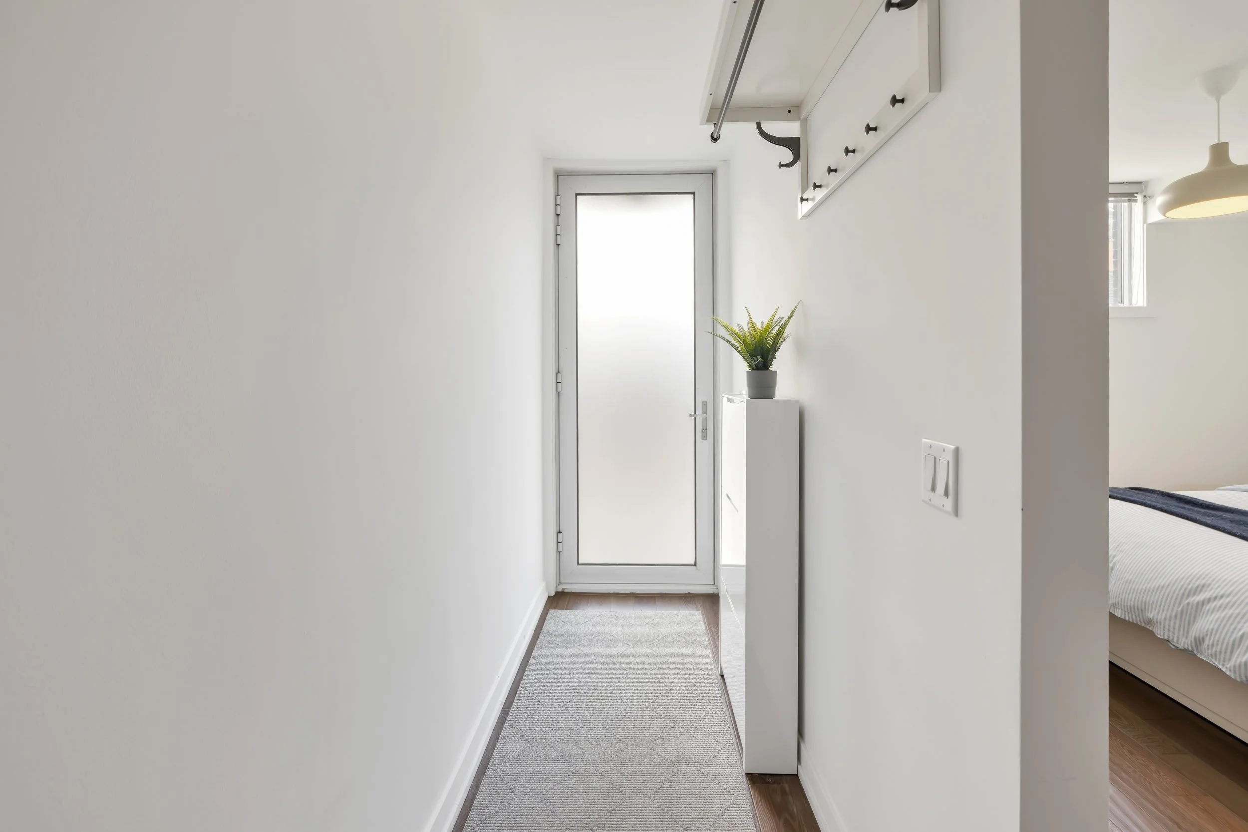 207B Manning Ave-46.jpg