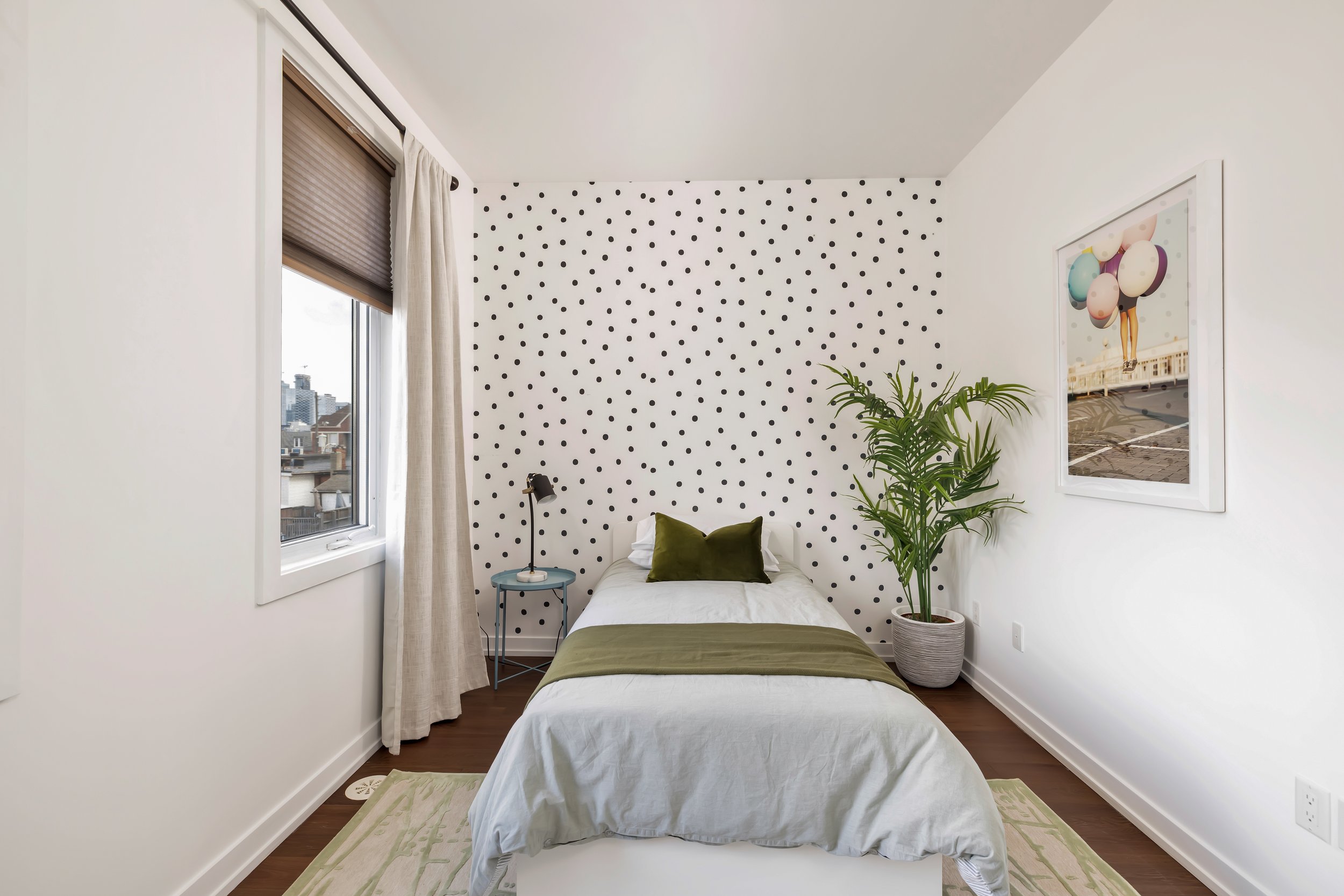 207B Manning Ave-42.jpg