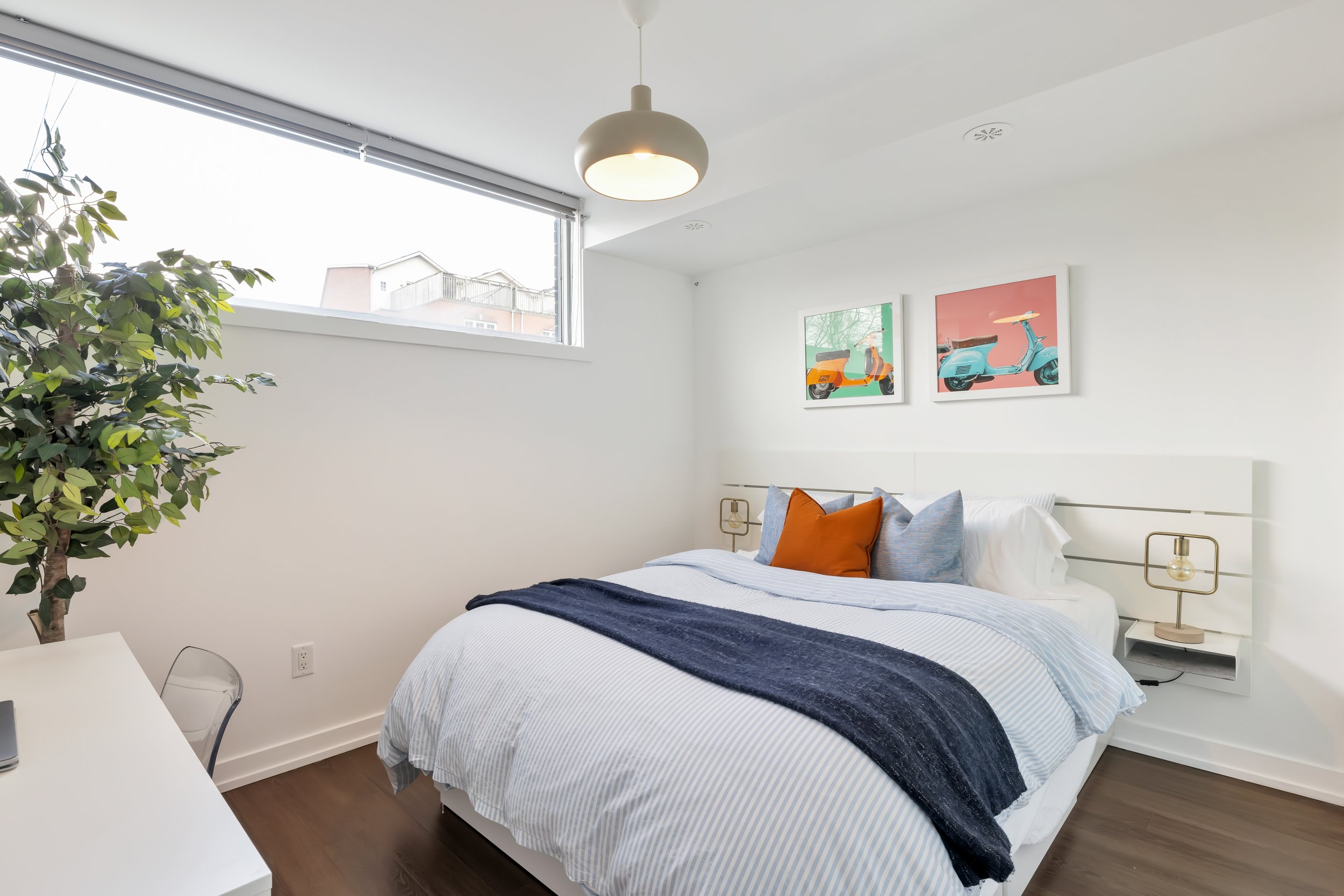 207B Manning Ave-48.jpg