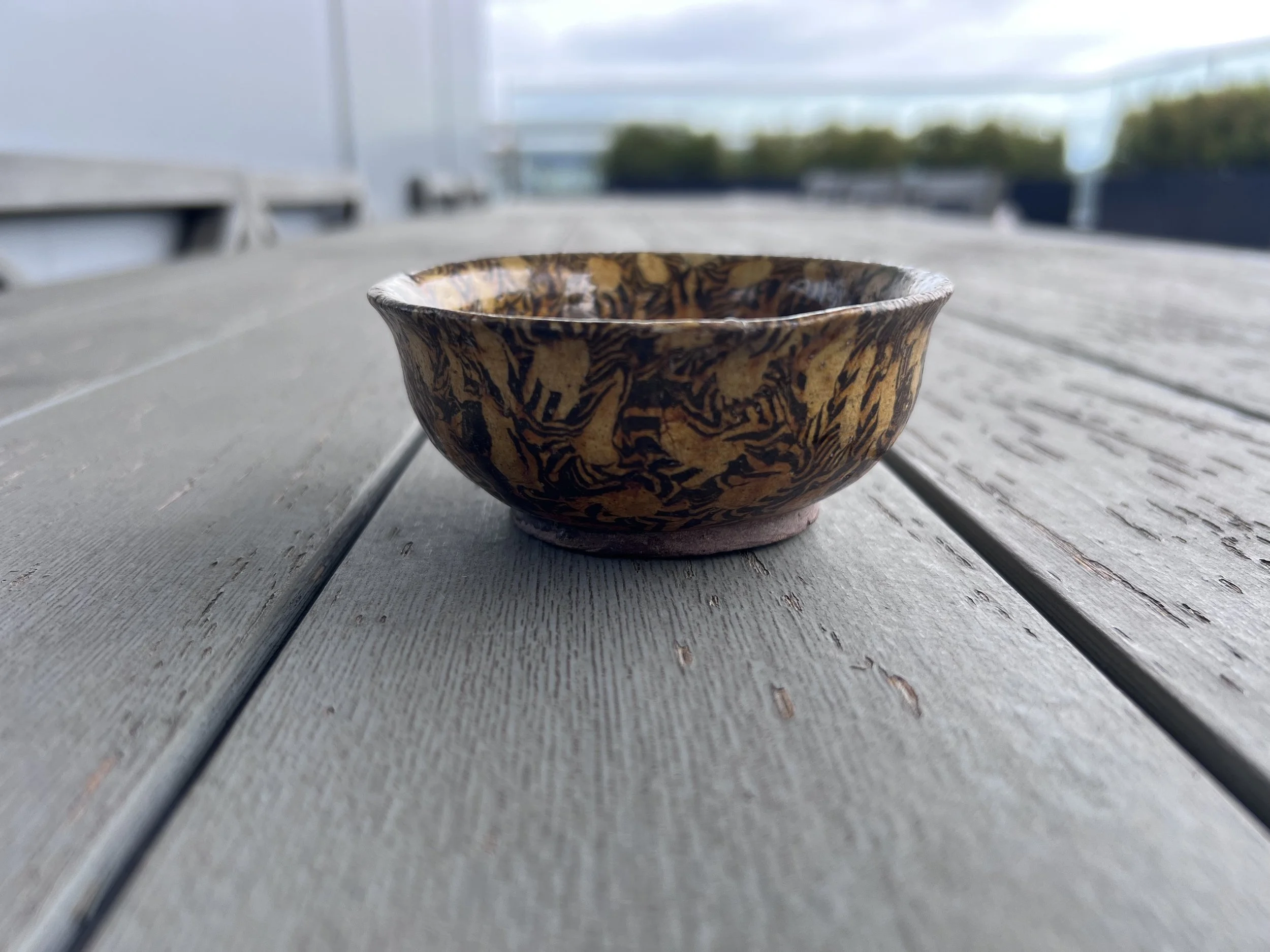 Tang dynasty marbled pottery bowl2.jpg