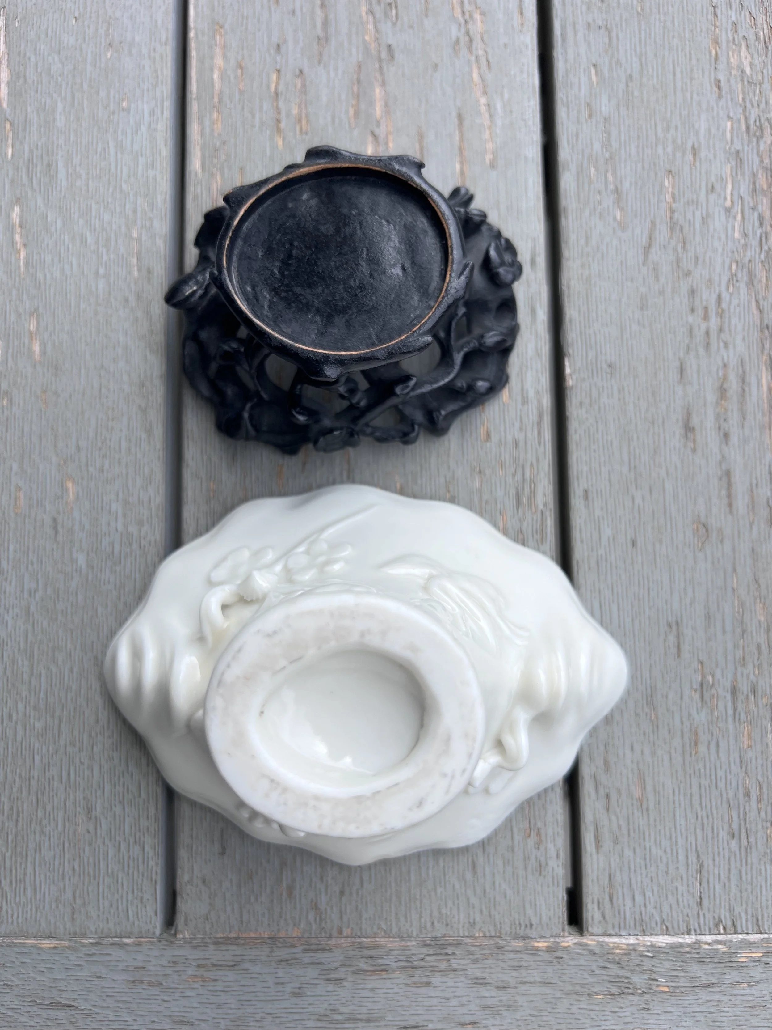 Dehua Blanc de Chine Rhinoceros-Horn Form Cup5.jpg