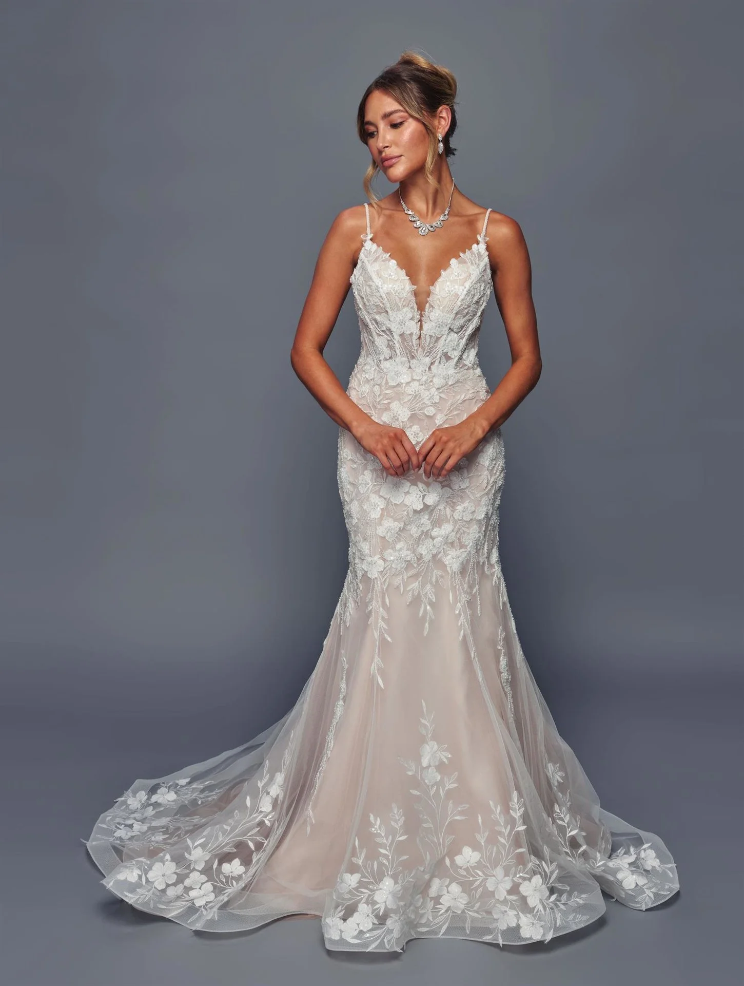 498
Color: Ivory