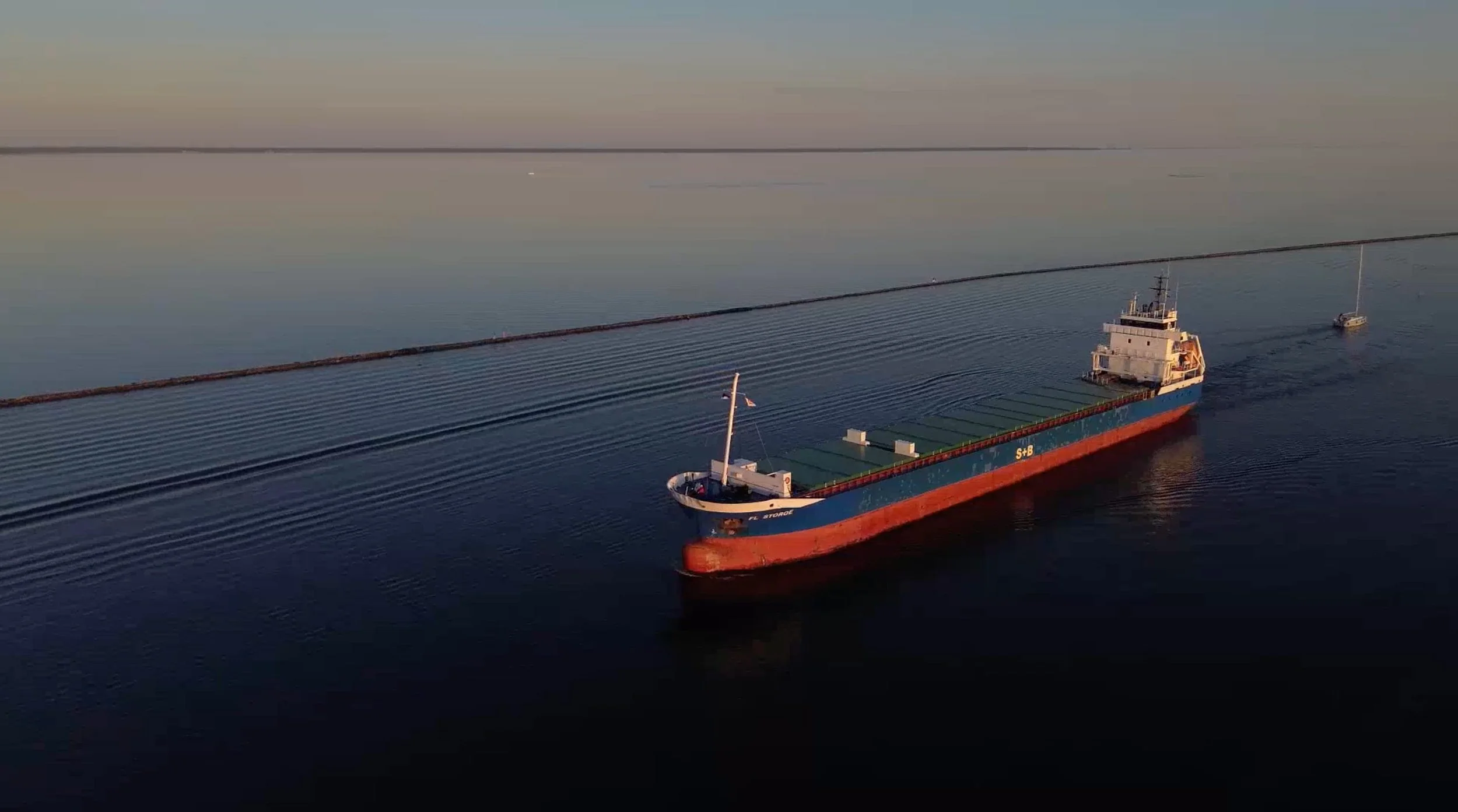 ocean-freight-shipping-2.jpg