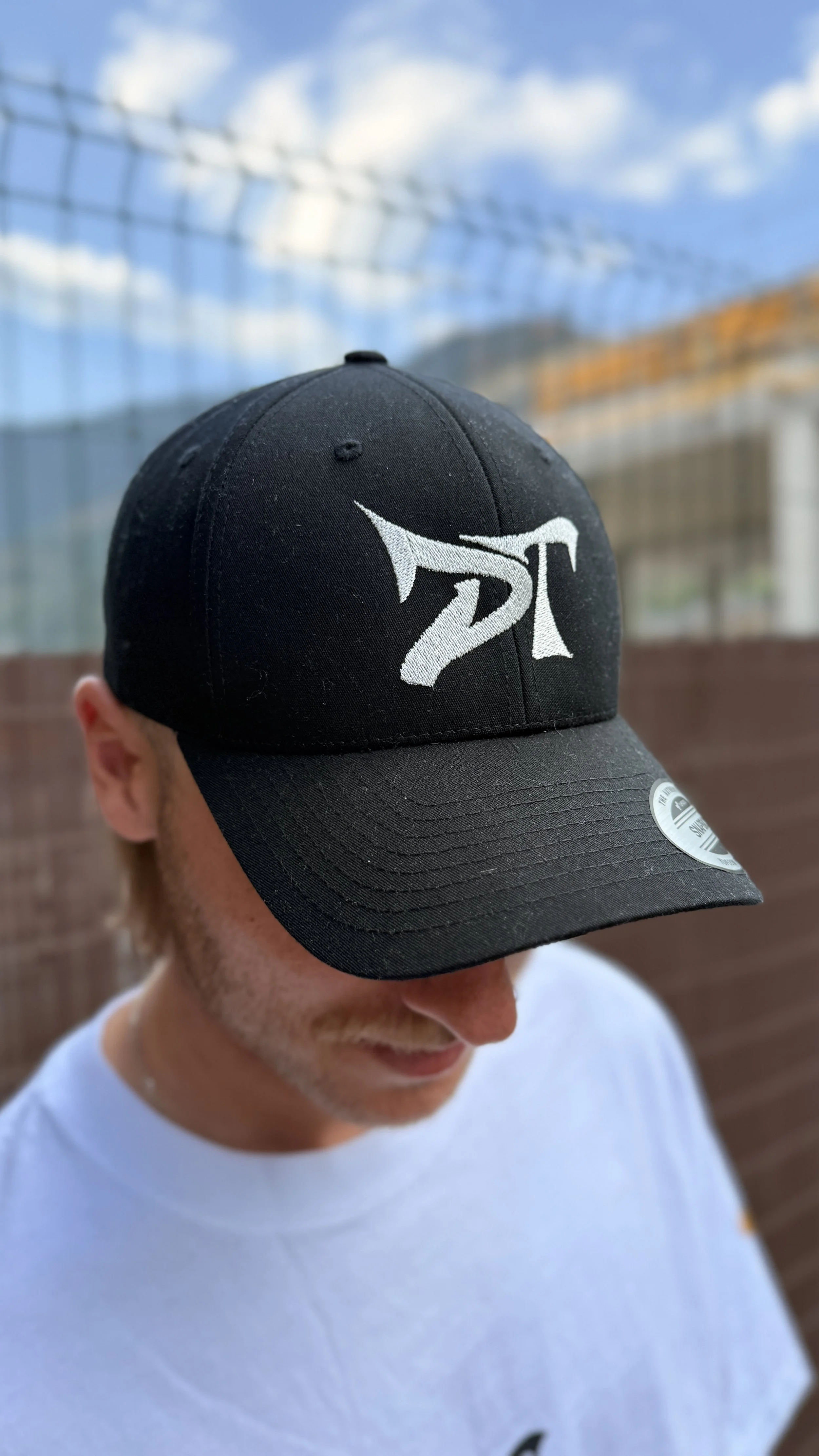 DT CAP - BLACK