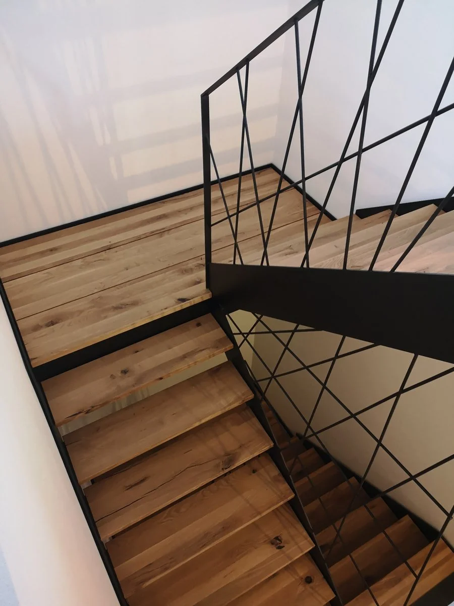 Treppe_Manu_von_oben_klein.jpg