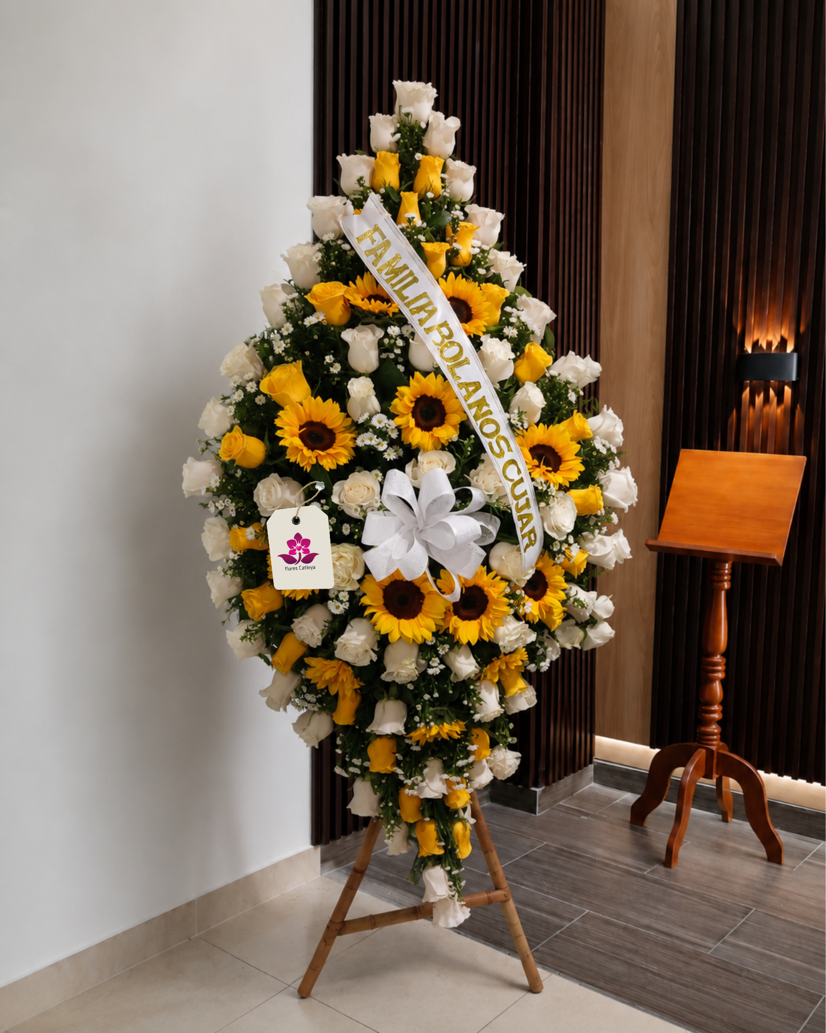 Pedestal Fúnebre "Resplandor y Paz" - Rosas y Girasoles