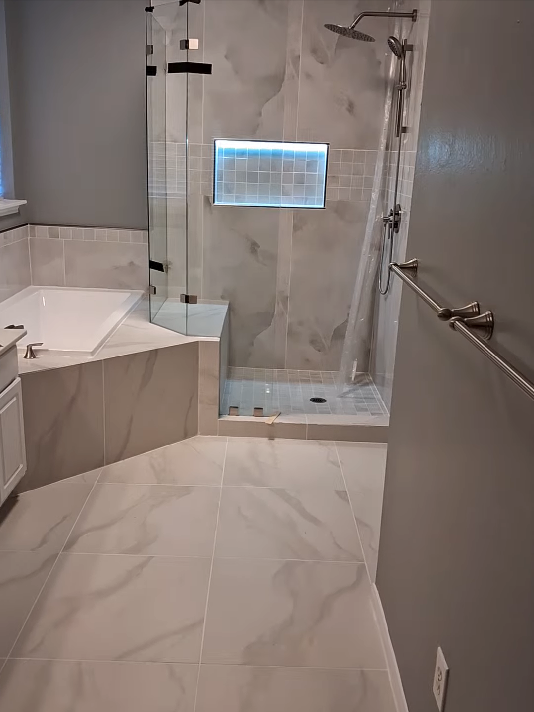 Bathrooms Remodeling