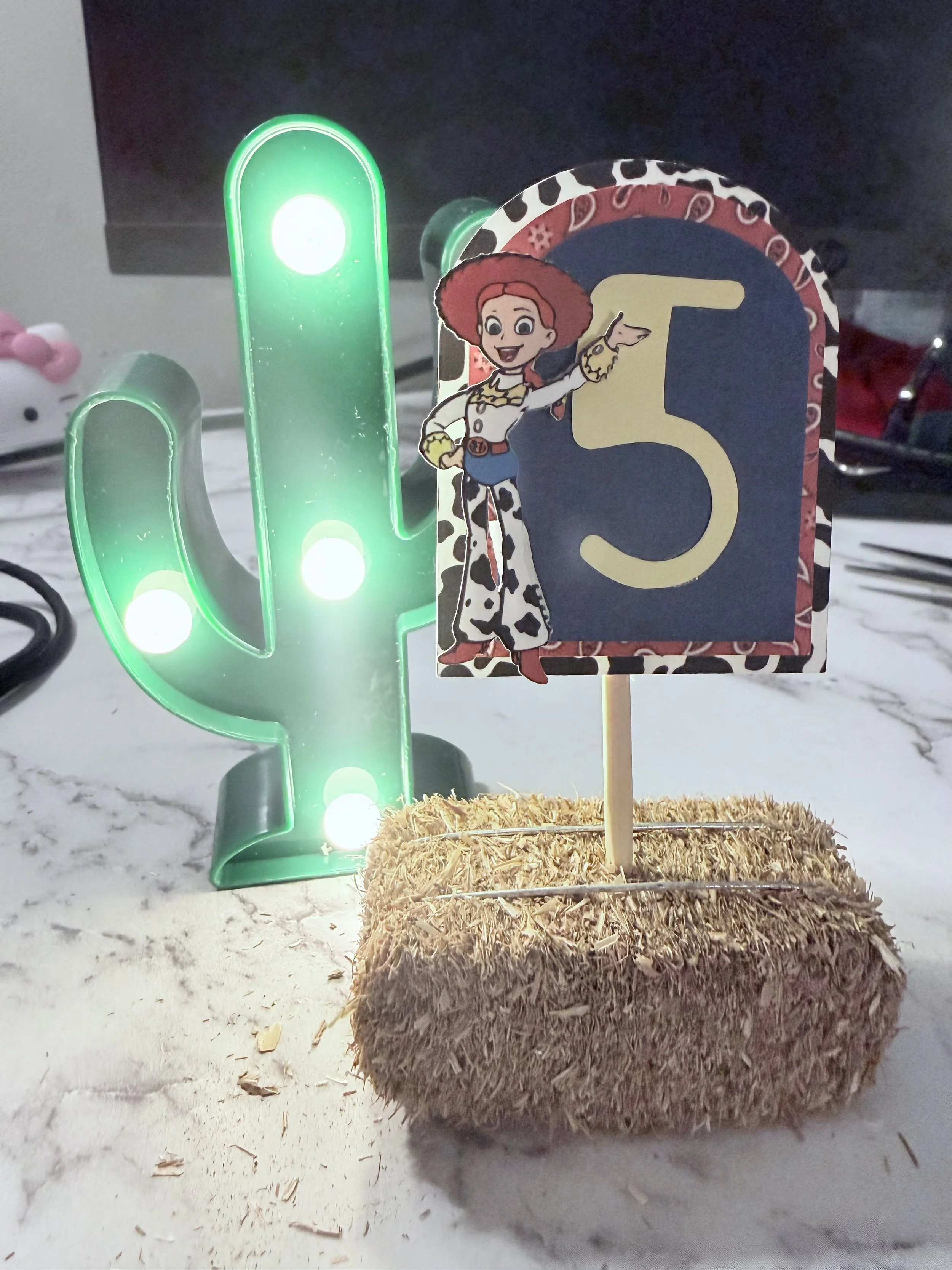 Wildly Sweet Cupcake Topper