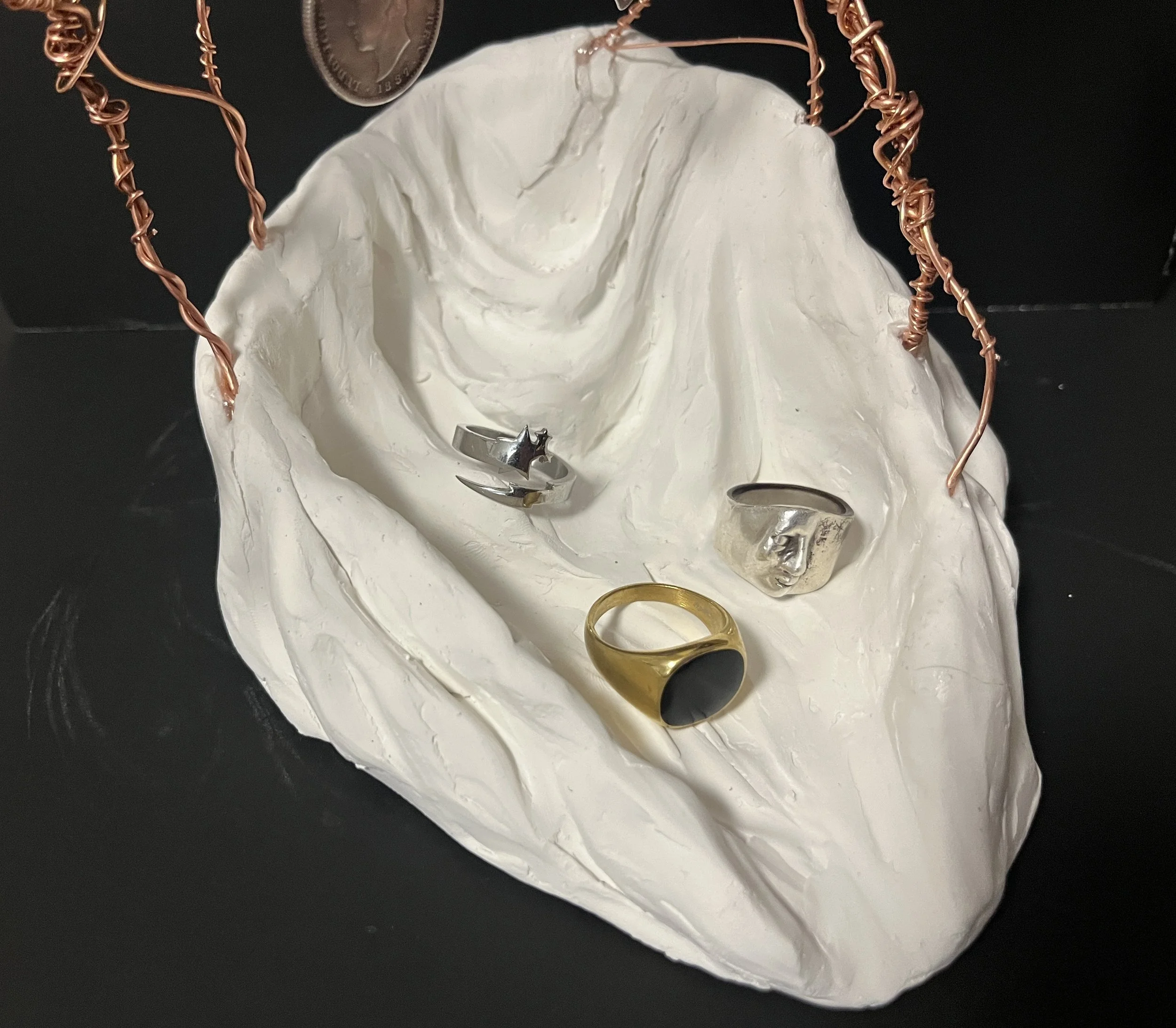 jewelry stand