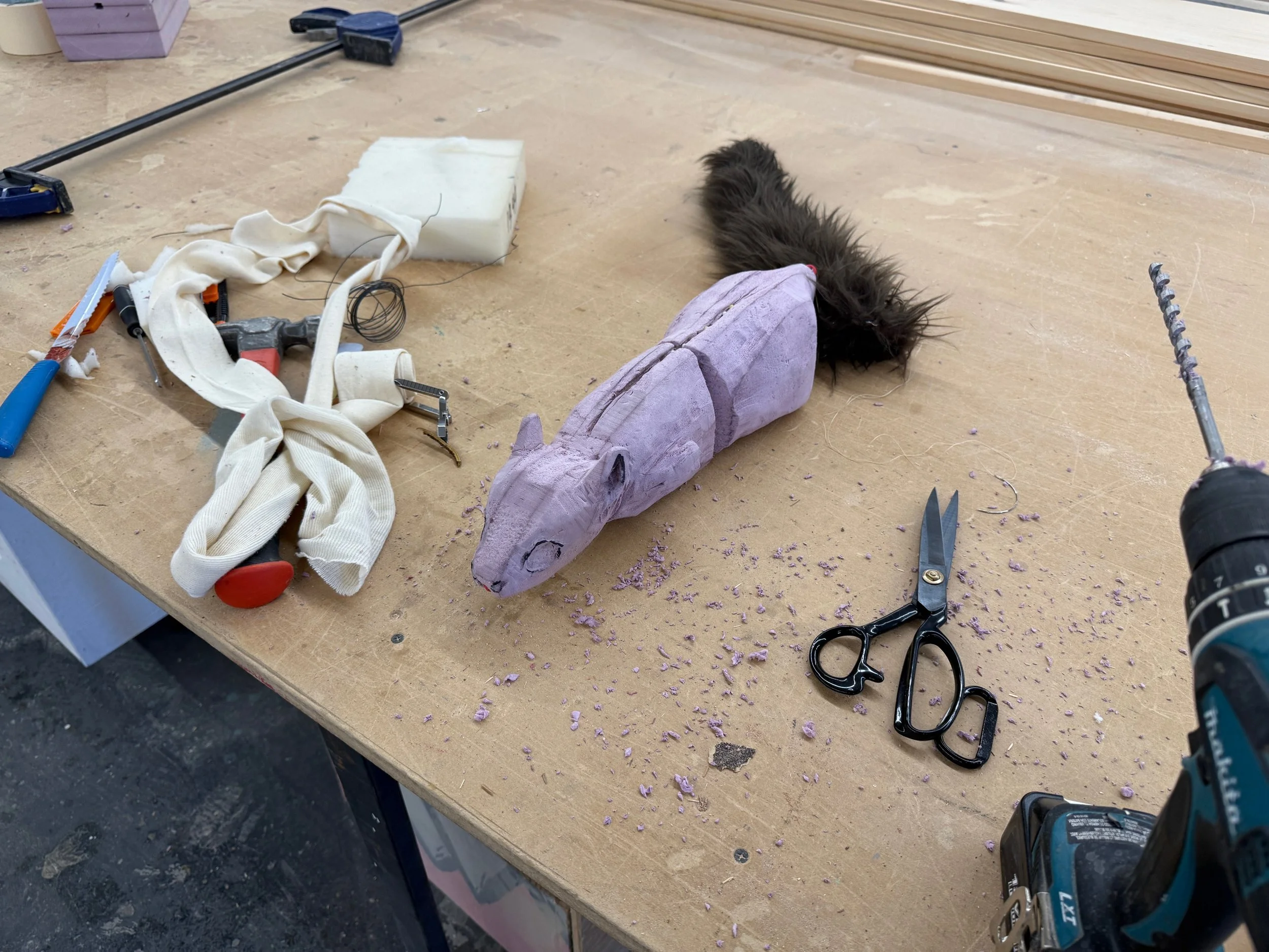 squish: abdomen joint