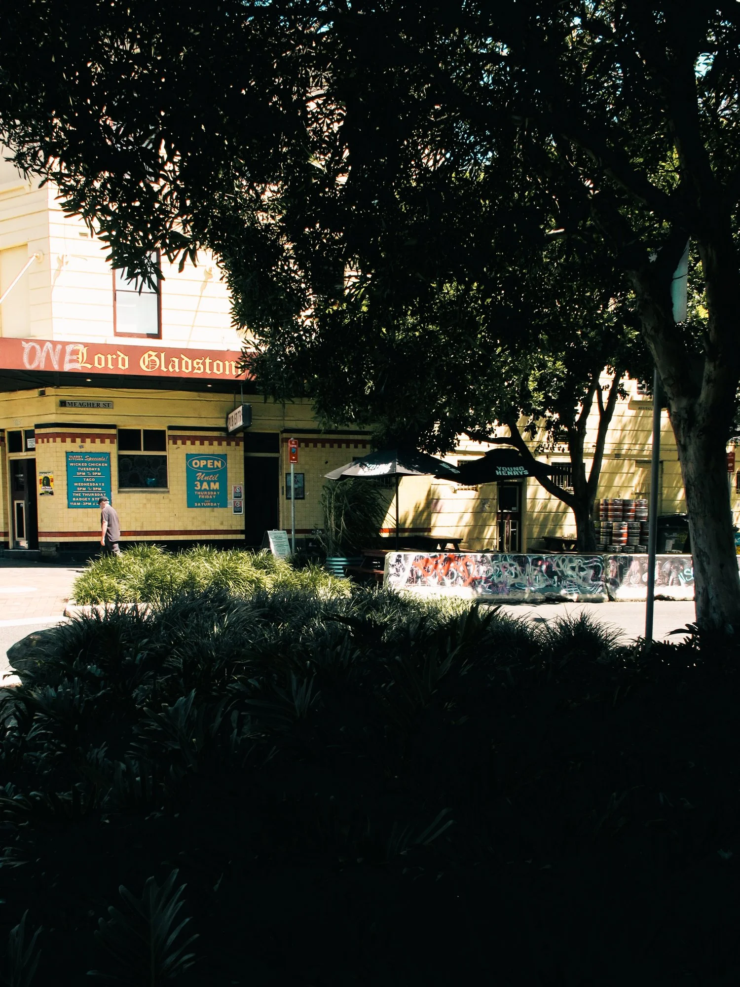 sydney44.jpg