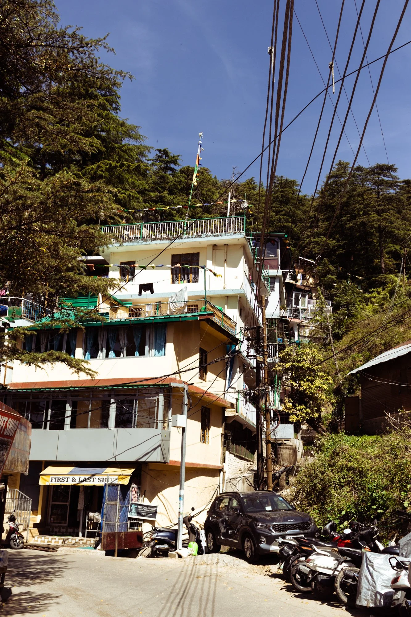 streetphotographyDharamsala10.jpg