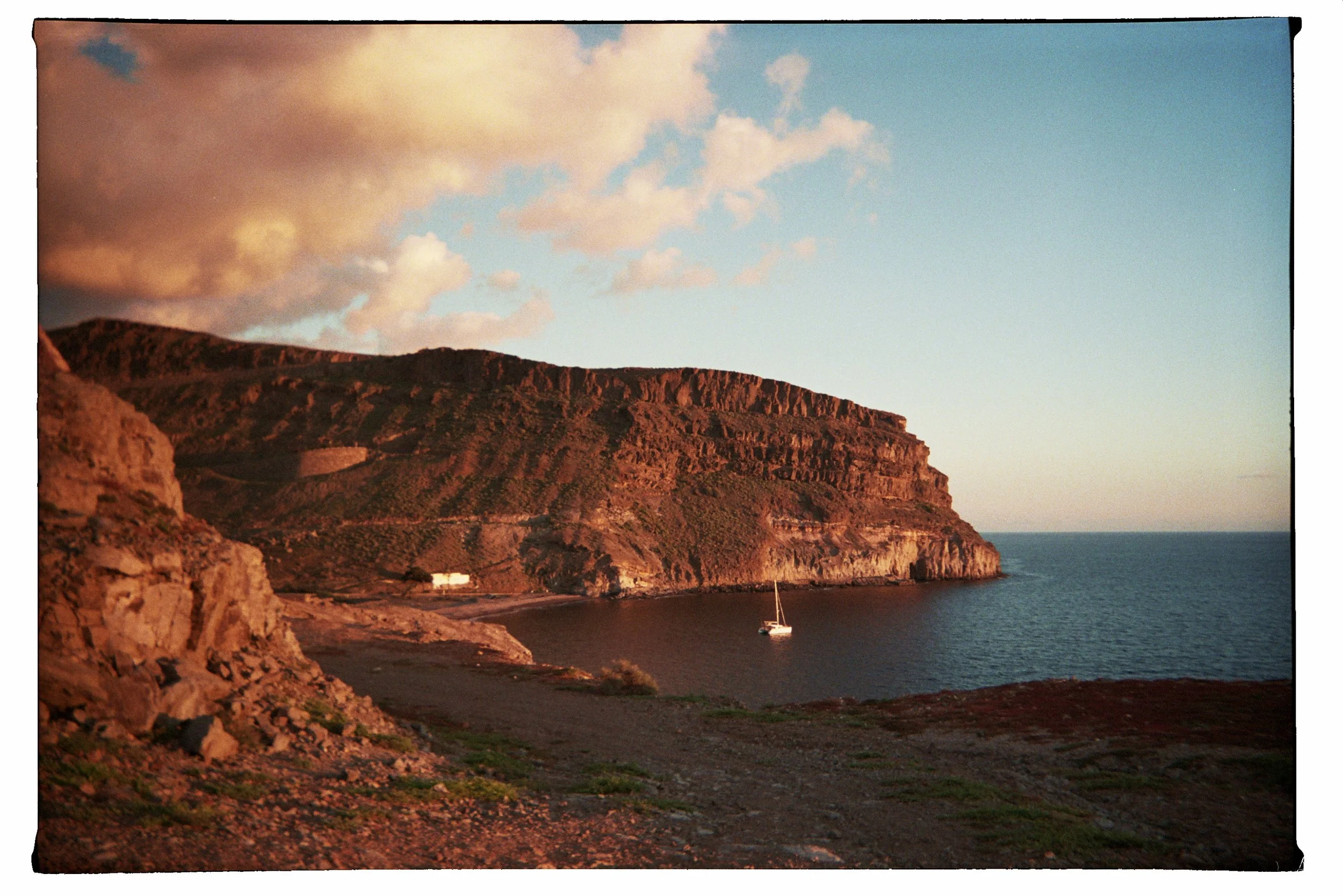19A_1900.jpg