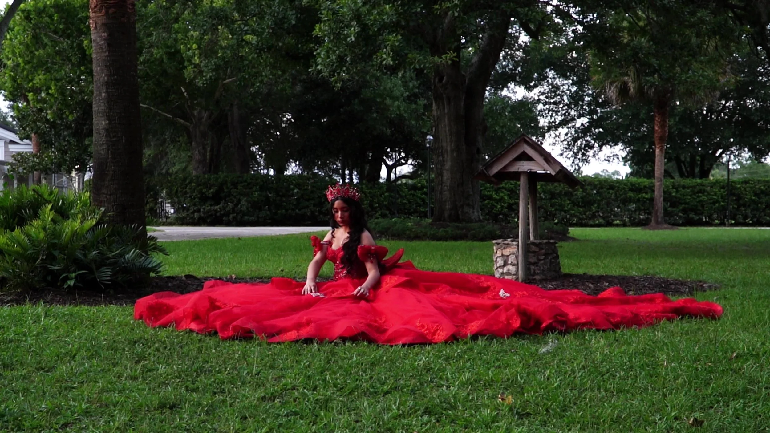 14_red_gown_on_the_lawn.jpg