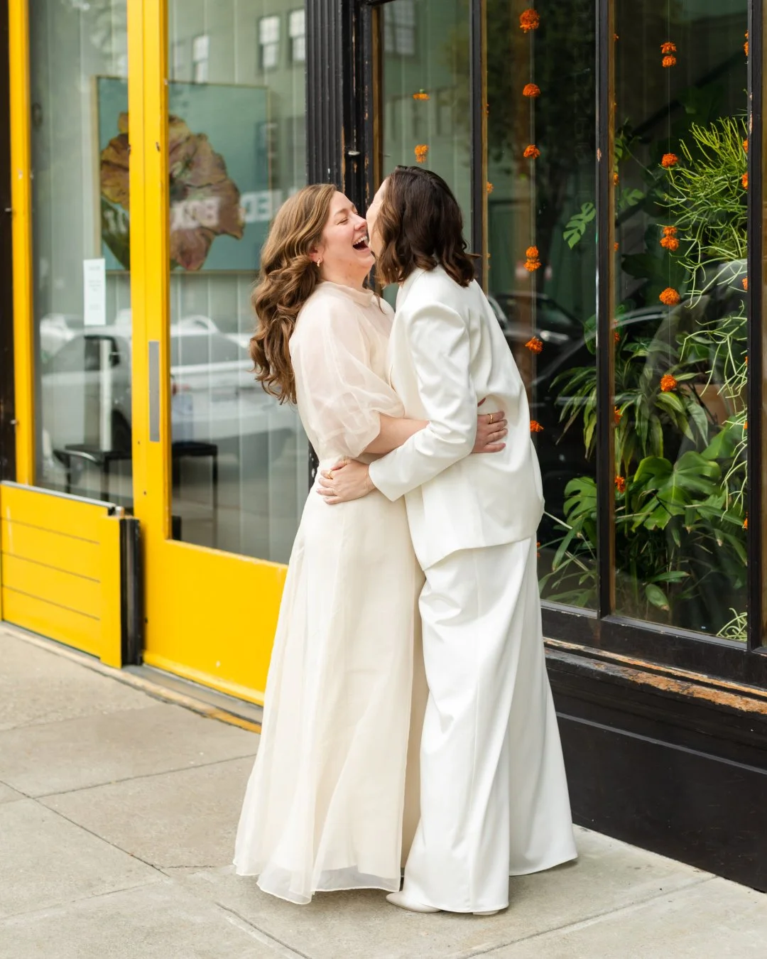 Sara &amp; Meagan at Stable Cafe 🤍⁠
⁠
Wildflowers, late summer light, and a backyard dinner party feeling in the middle of San Francisco. Personal, colorful, relaxed &amp; completely them ✨⁠
⁠
Planning @eventsbygs⁠
Florals @bettymoonstudios_⁠
Photog