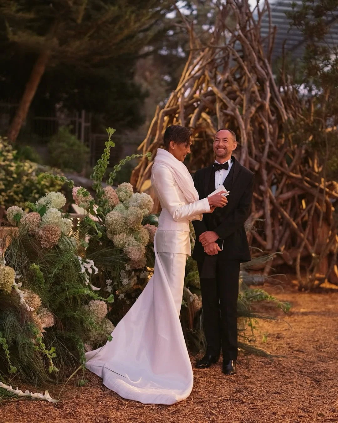 Vinney &amp; Andy set the sartorial bar very, very high &mdash; and their guests understood the assignment. Avant-garde fashion against art, architecture and the living spaces of the California Academy of Sciences.⁠
⁠
Not just a wedding. A whole visu
