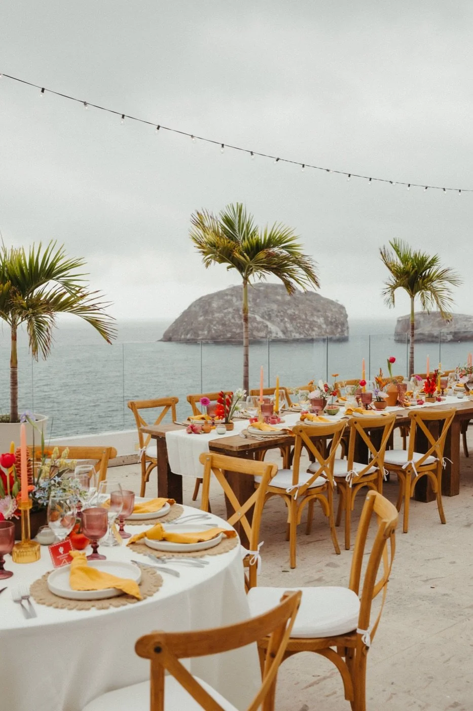 08_reception_wide-rock-islands_web.jpg