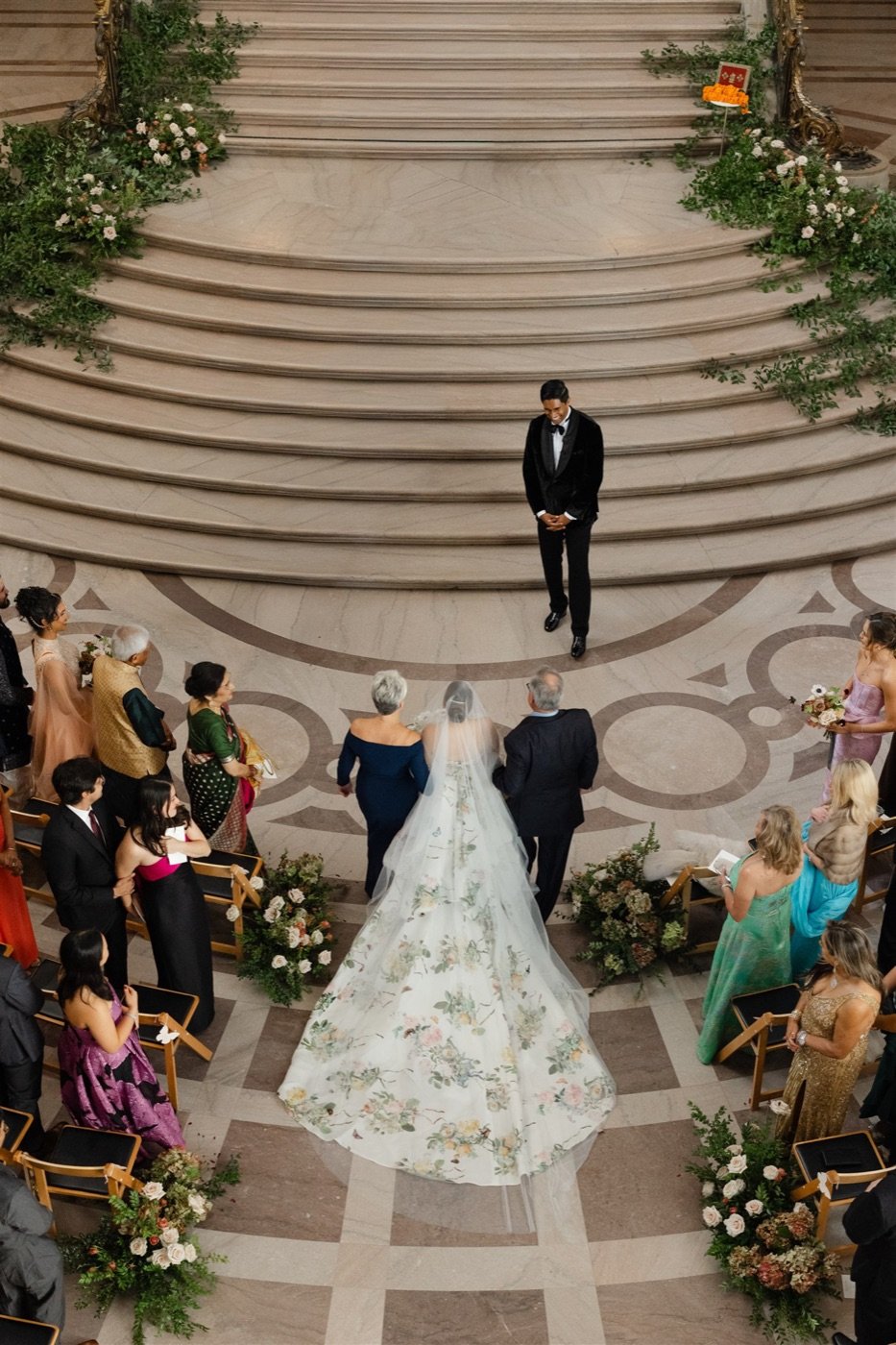 05_ceremony_staircase-processional_web.jpg