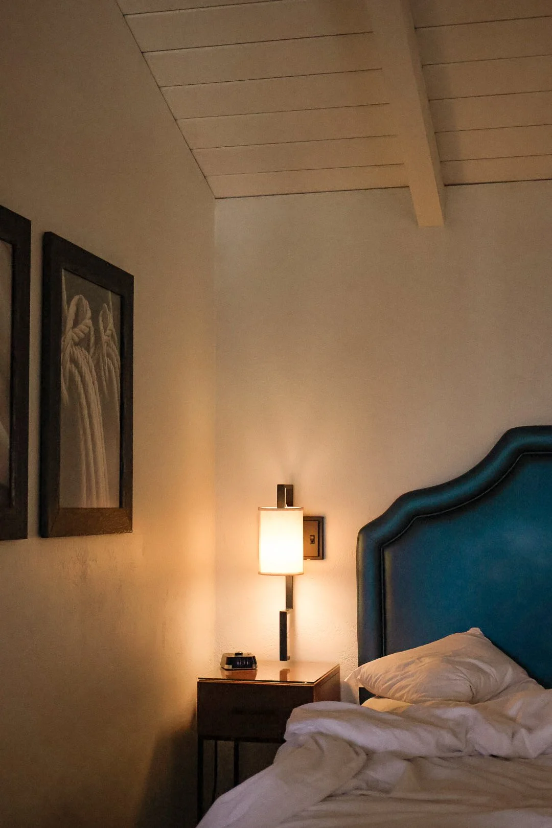 hotel pac bed!.jpg