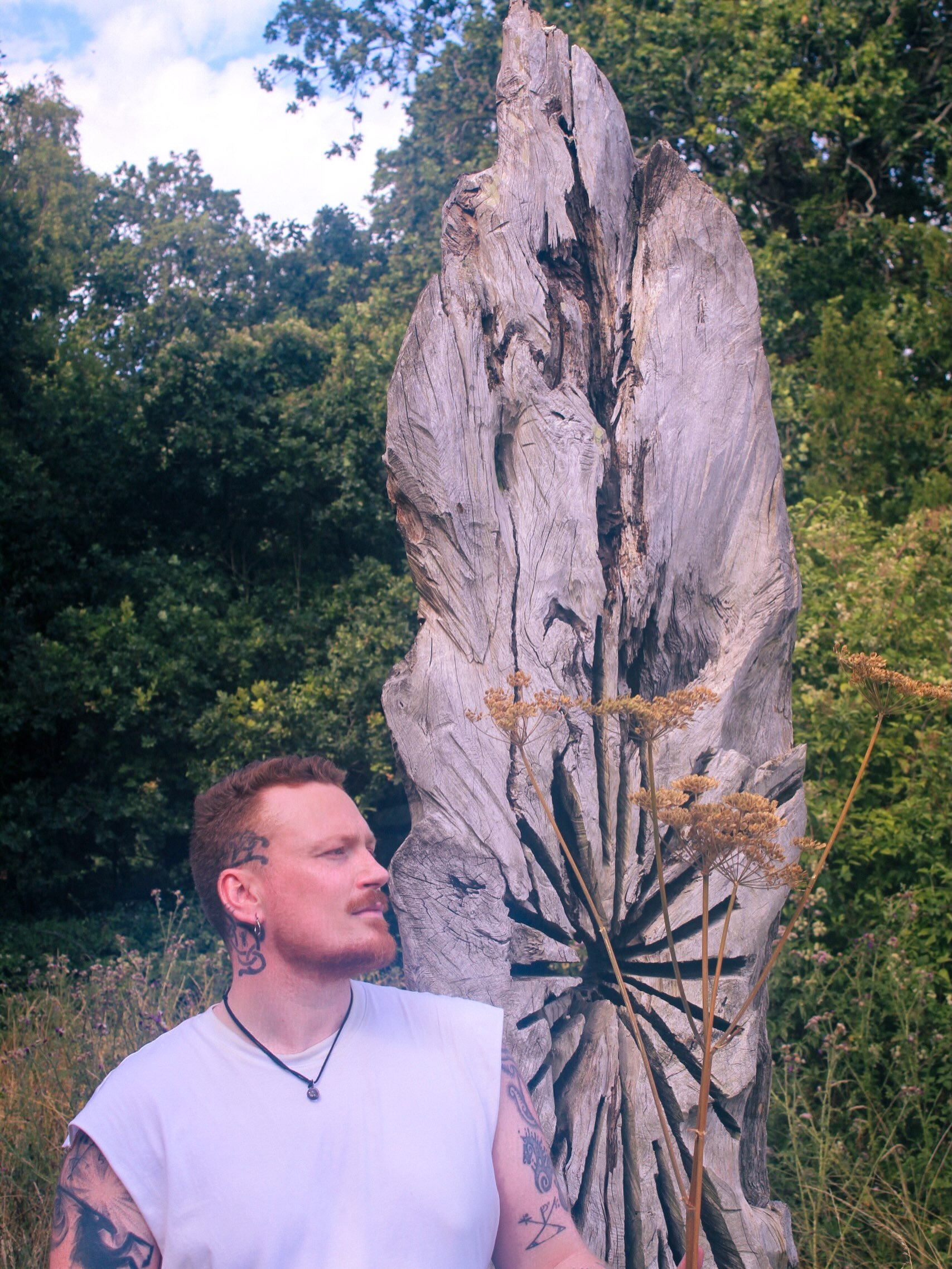 Enjoying myself in sunny Sussex this past week. Back home to Iceland soon, got some exciting things on the way! 🔮