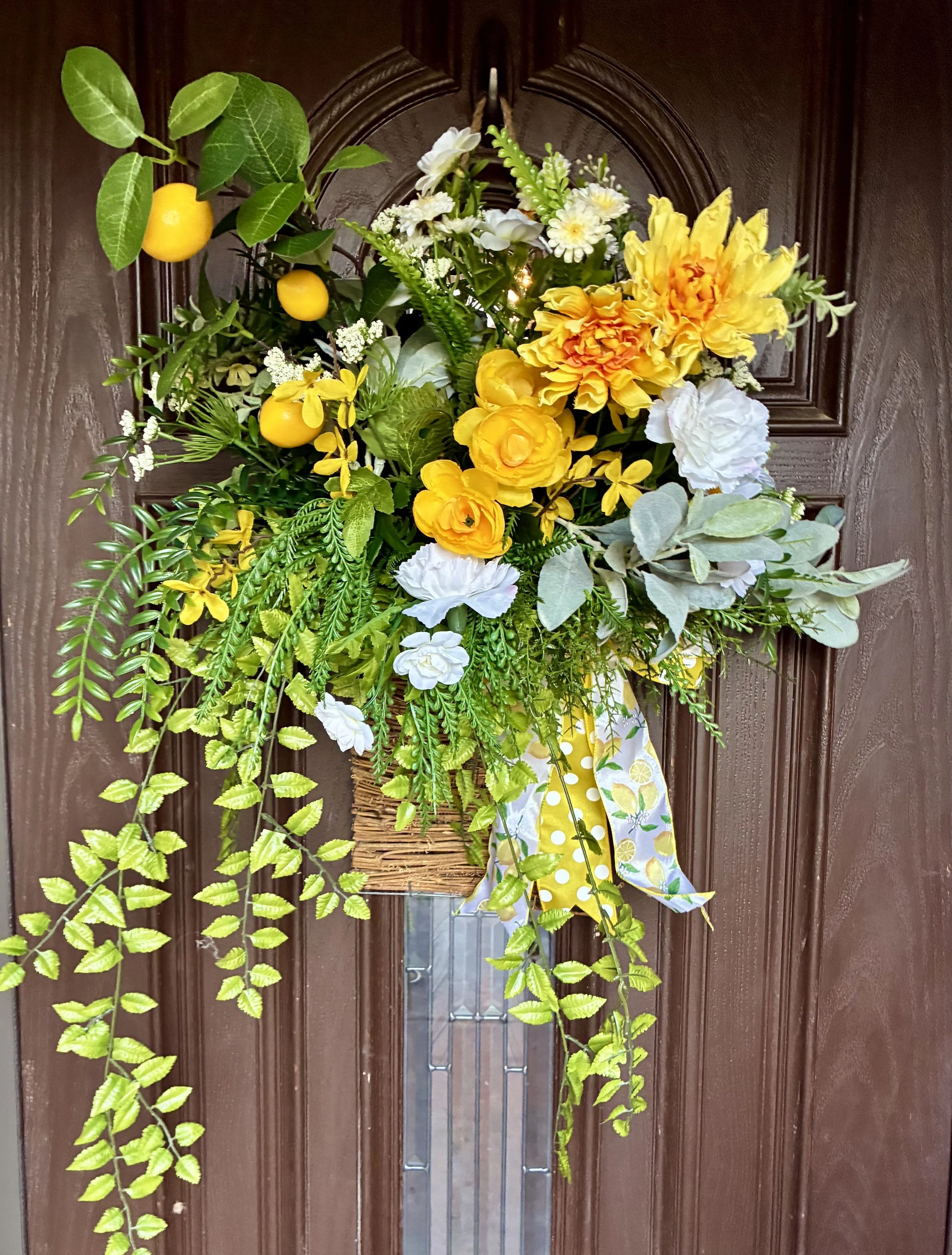 Lemon Blossom Door Basket