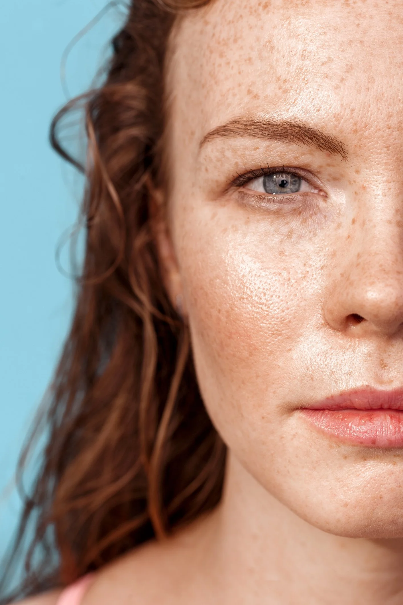australian-sun-outdoor-lifestyle-sun-spots.jpg Alt text: Future-Proof Absolutely Spotless - made for outdoor life under the Australian sun, where dark spots begin.