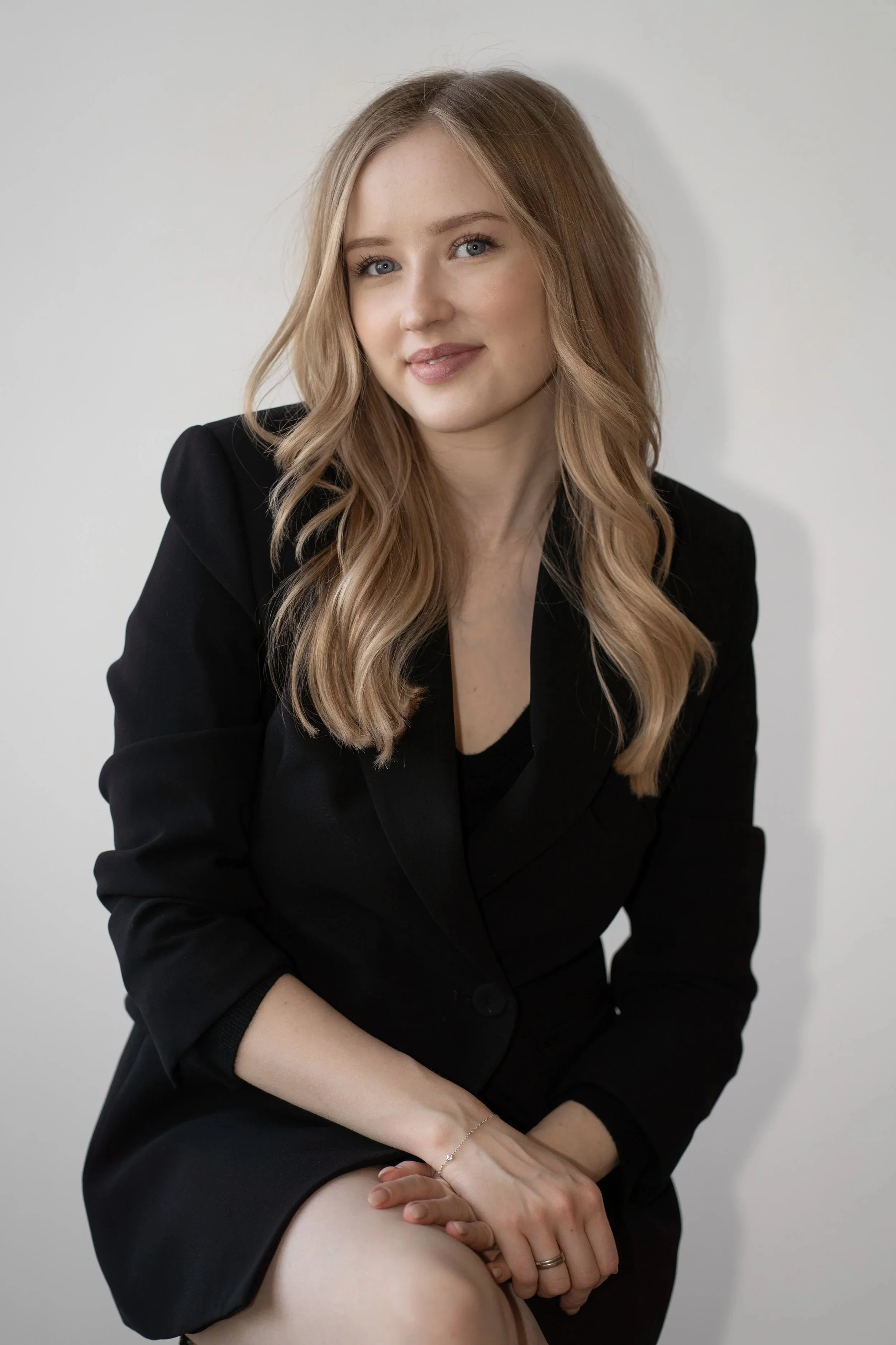 Ally Smith, Chicago fine hair and extensions specialist