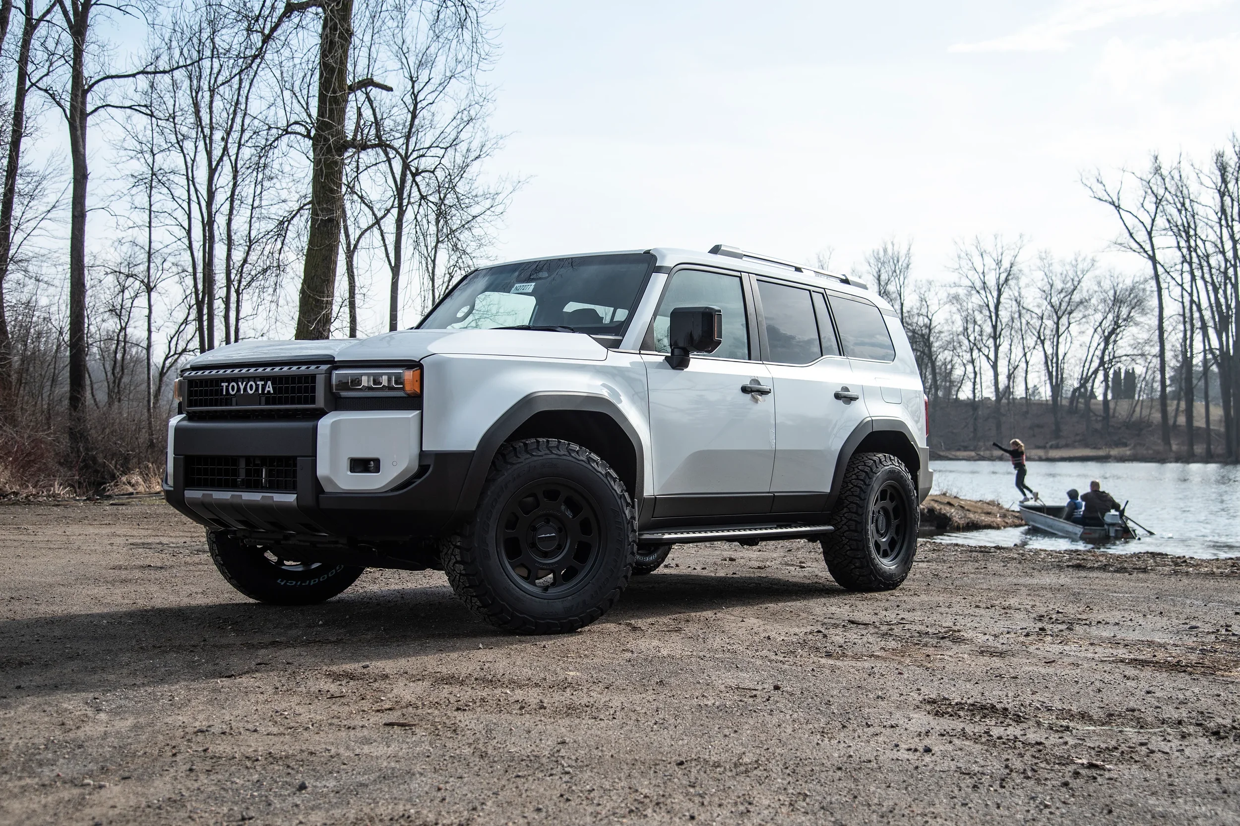 Toyota_Land_Cruiser_2024_Z1_5_leveling_04.webp