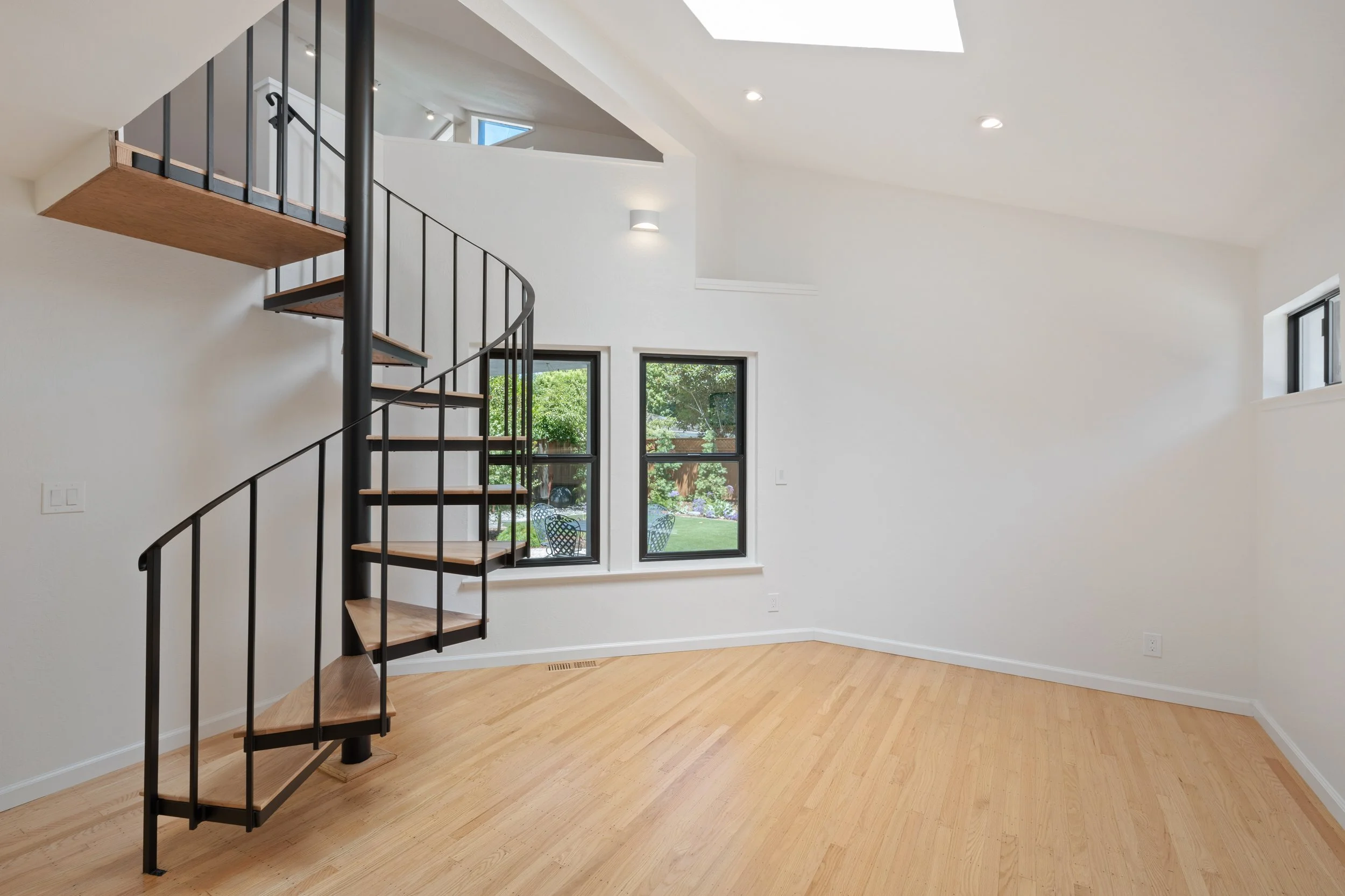 7-Harker_Matt_Anello-11-MLS.jpg