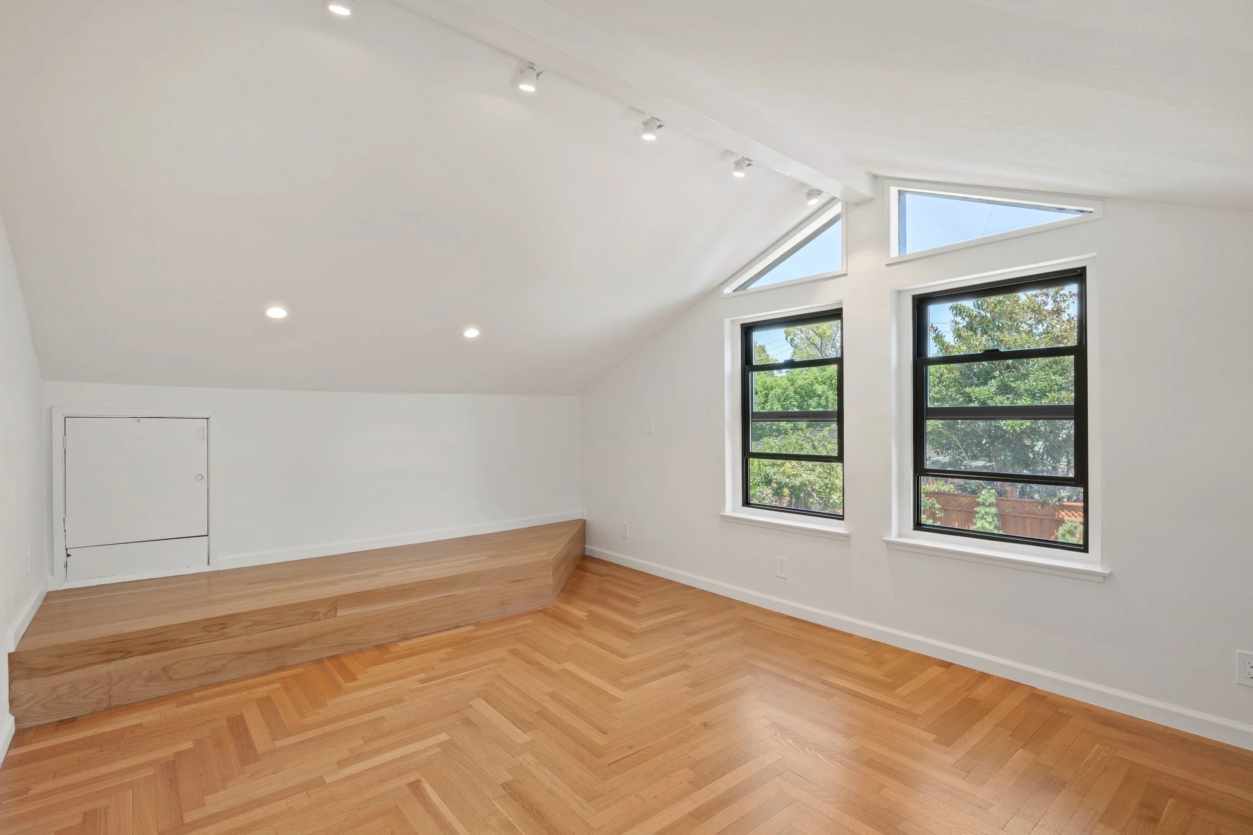 26-Harker_Matt_Anello-12-MLS.jpg