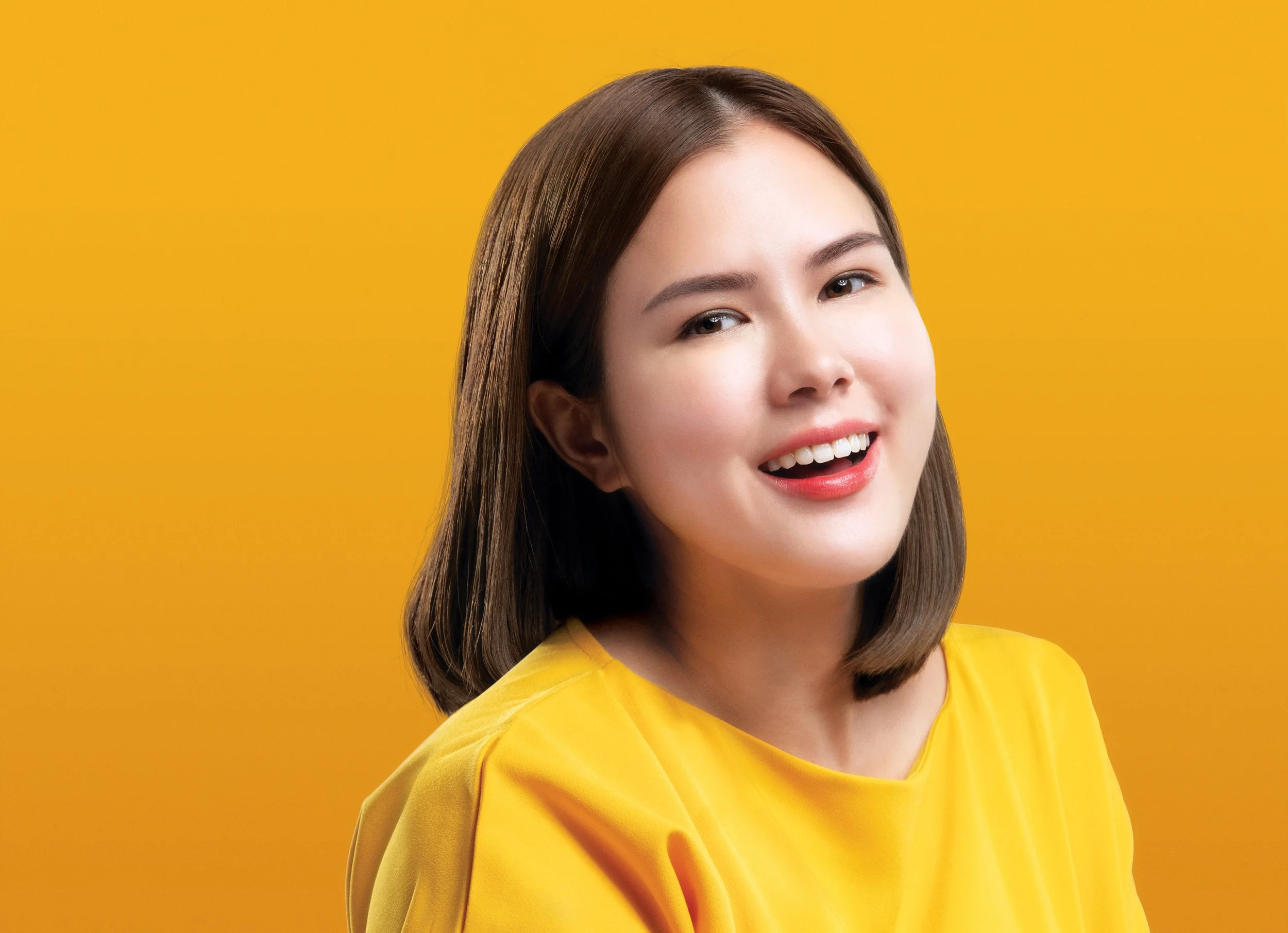 LiliYellow00031_2.jpg