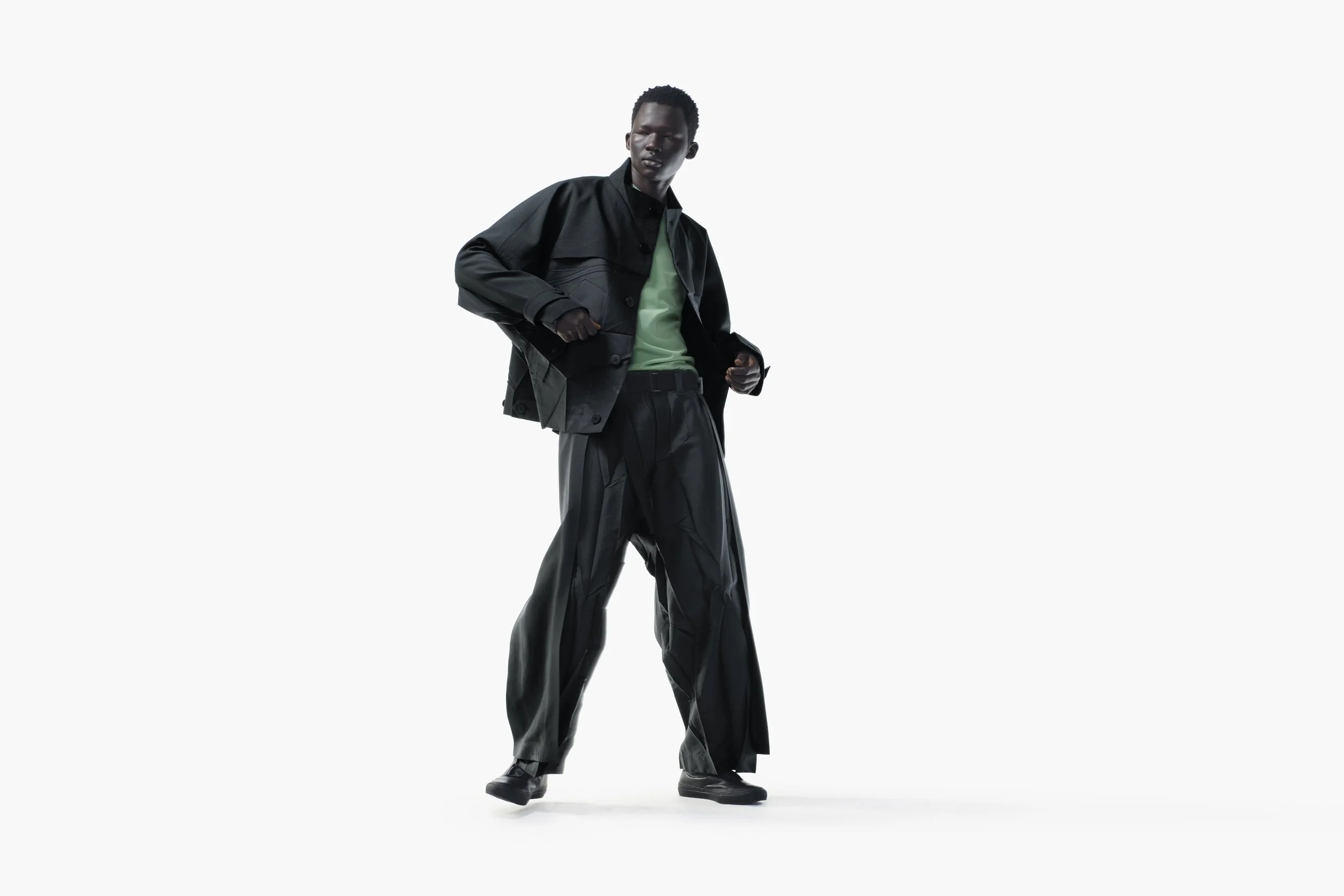 240921-ISSEY-MIYAKE3953_f.jpg