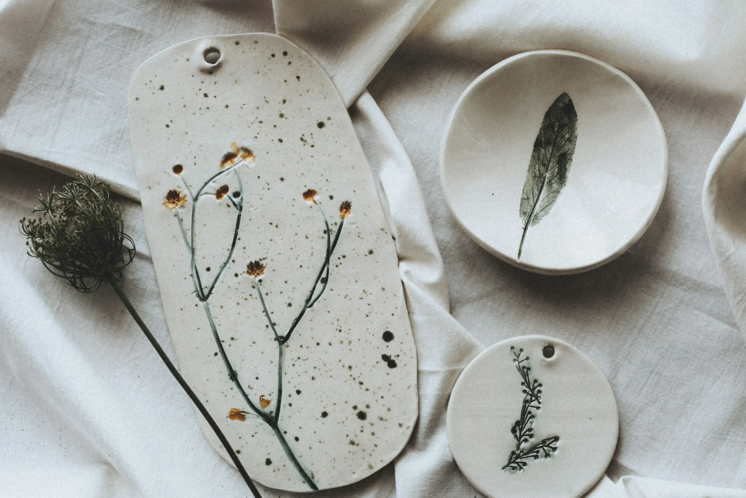 Leaf Platters &amp; Textures – Clay Handbuilding at Old Stables