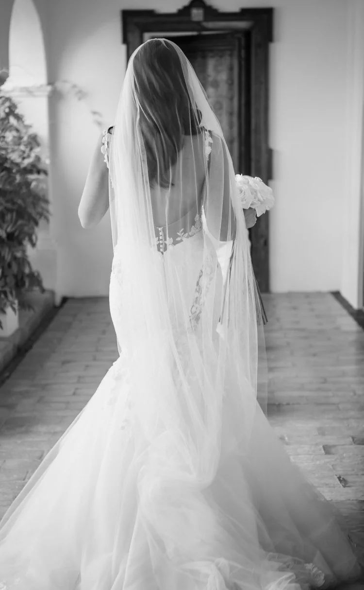 bride-editorial-Finca-Monasterio.jpg