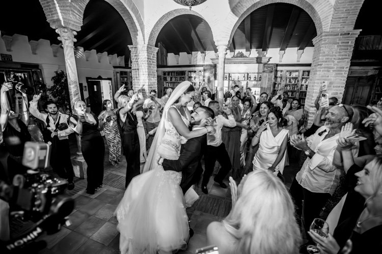 party-wedding-monasterio-finca.jpg