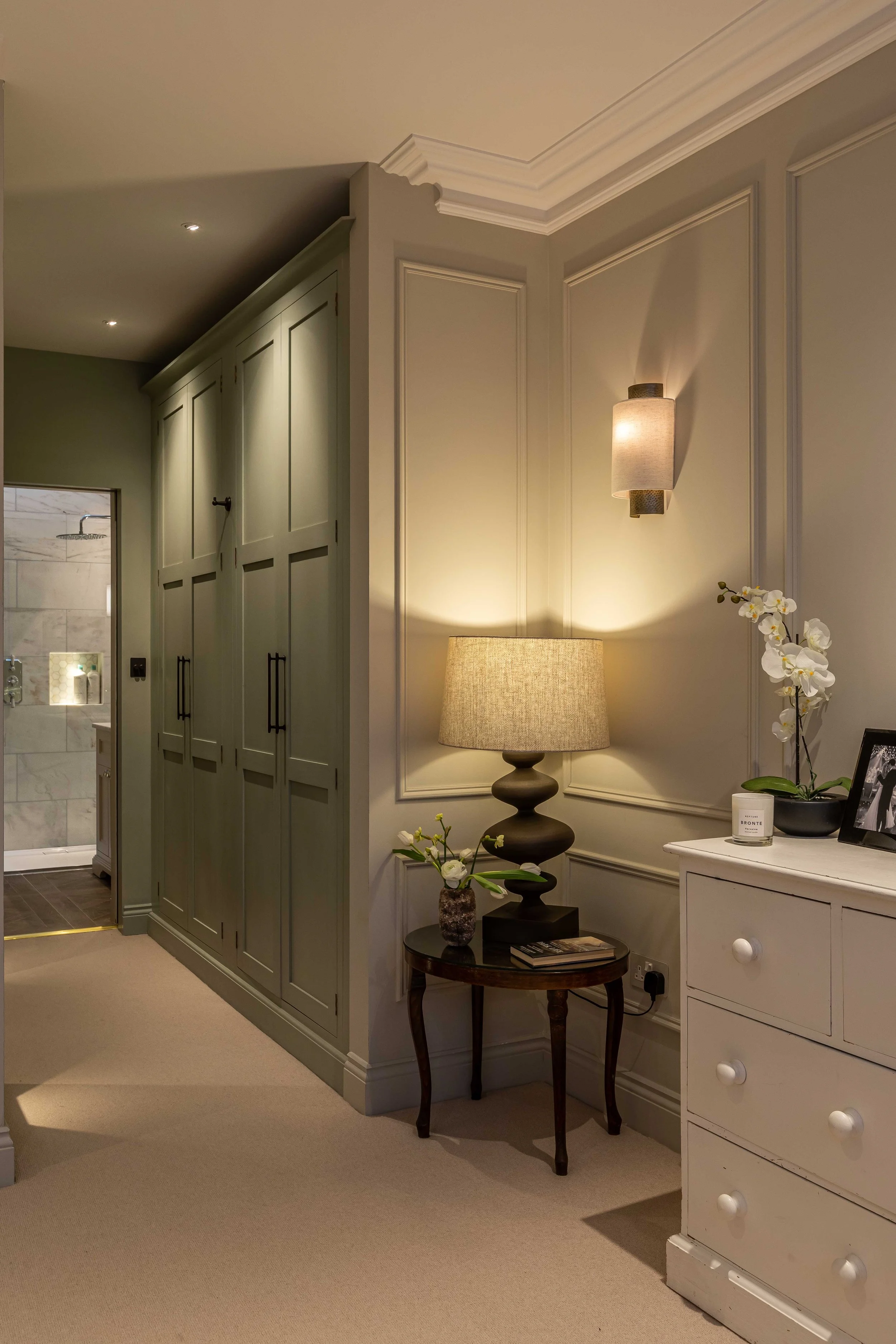 Luxury dressing room lighting design
