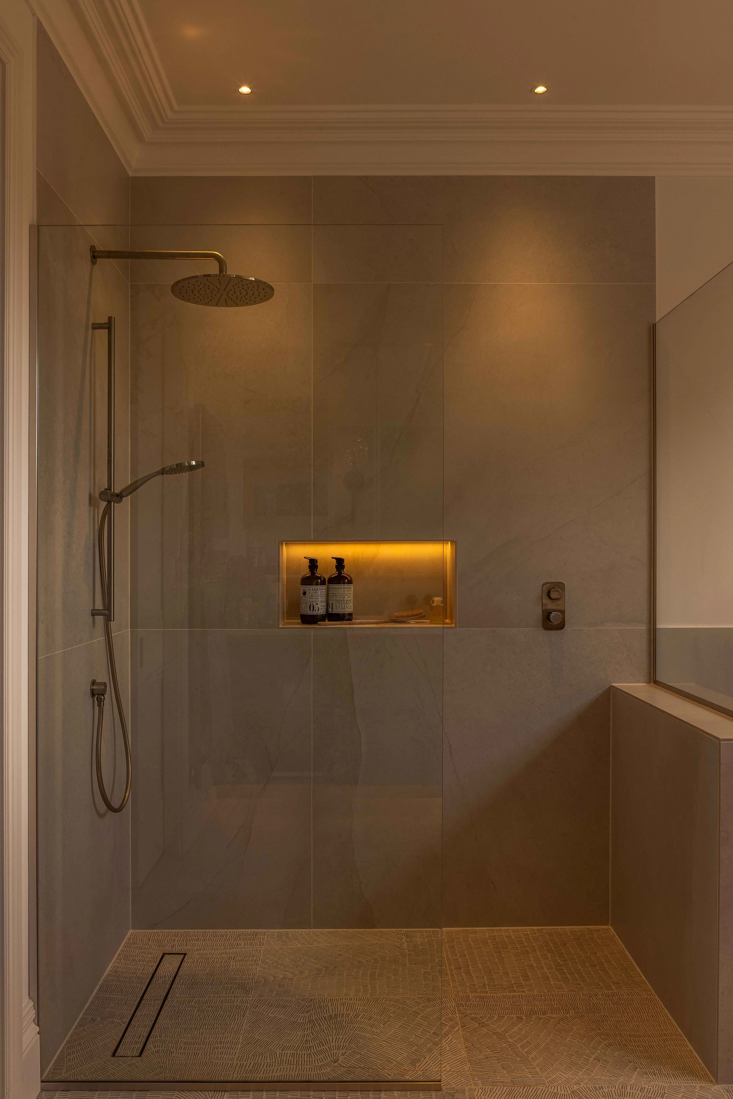Luxury lighting design London