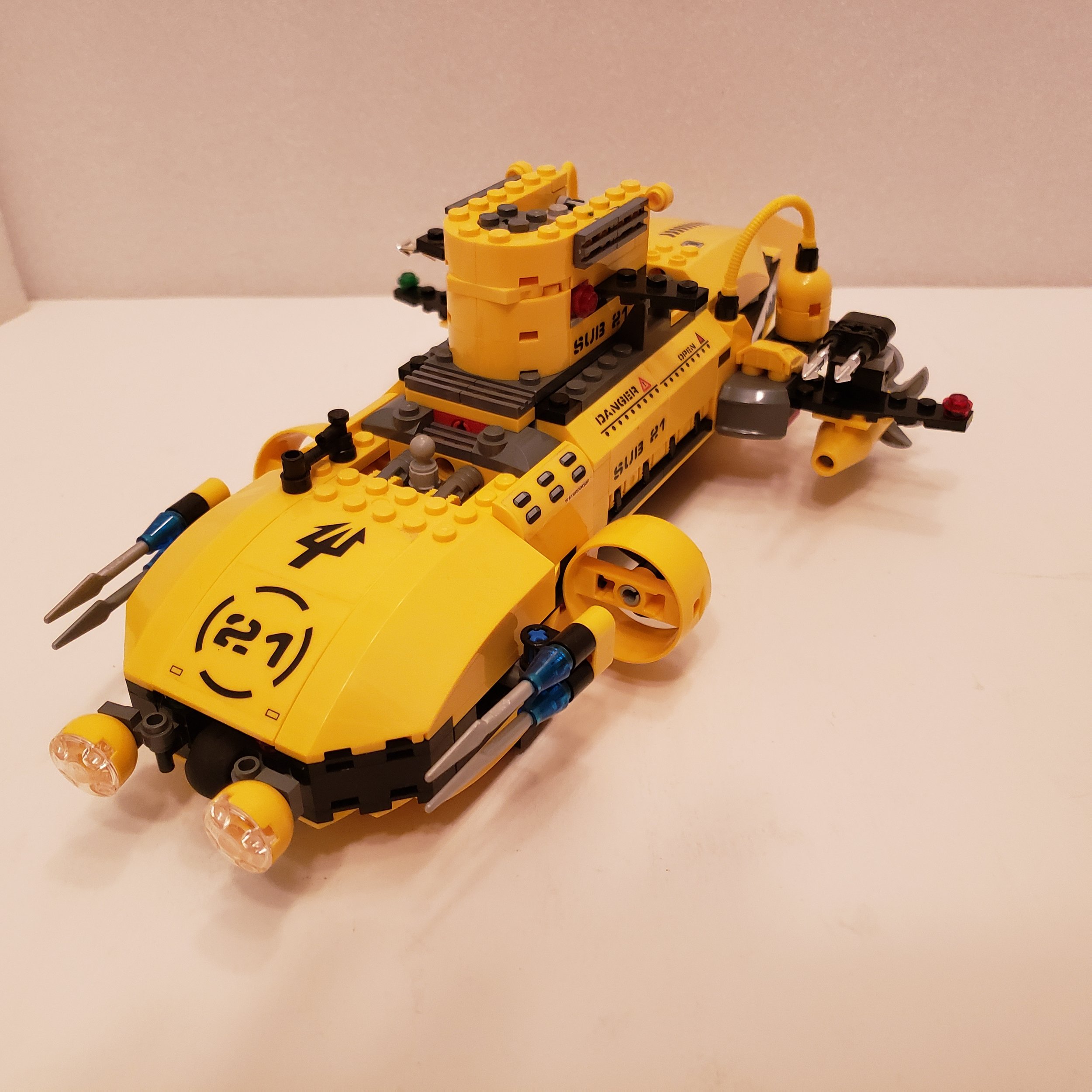 Submarine & extras (4).jpg