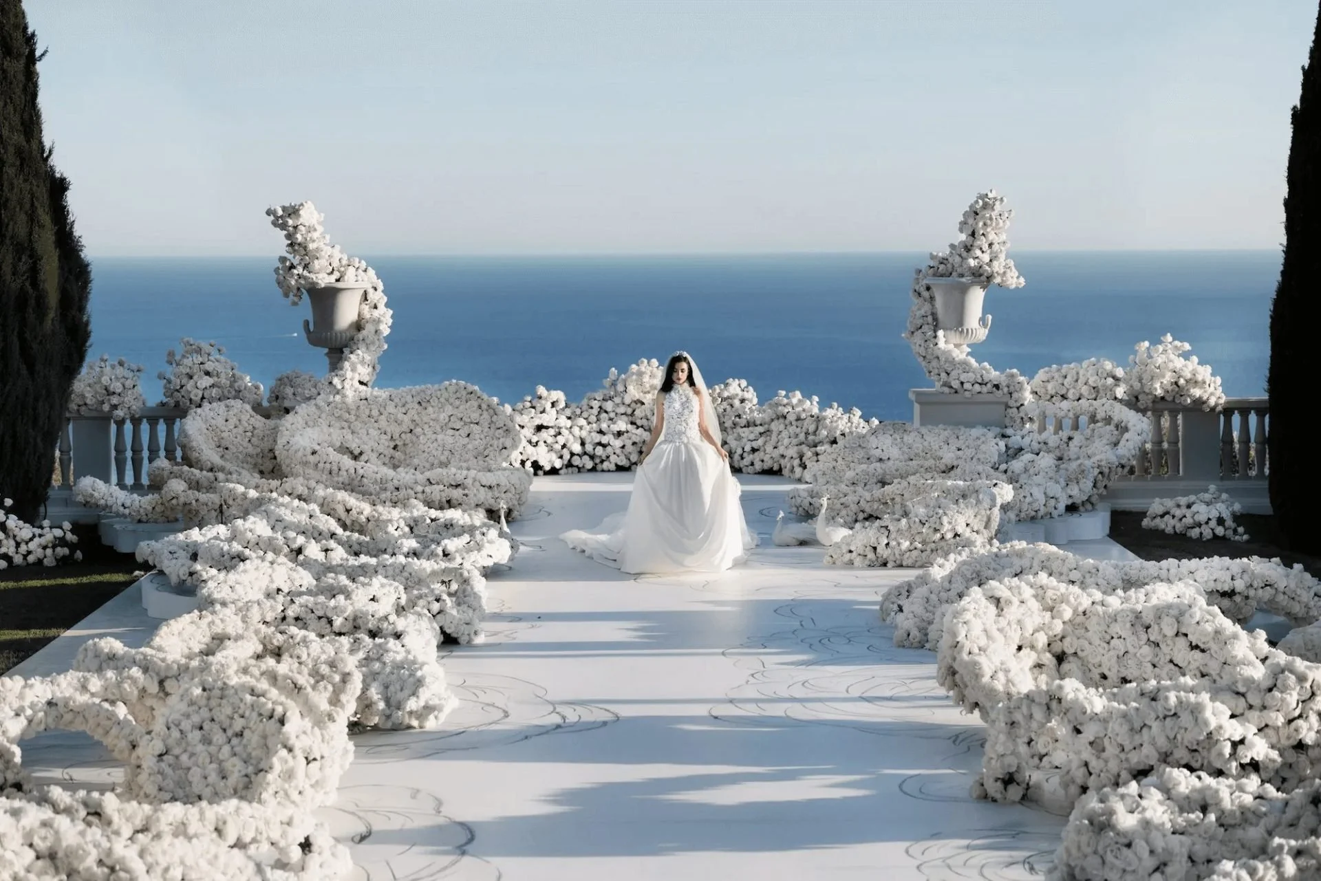 larry-walshe-studios-france-wedding-florist-designer-château-de-la-croix-des-gardes-cannes-4.jpg