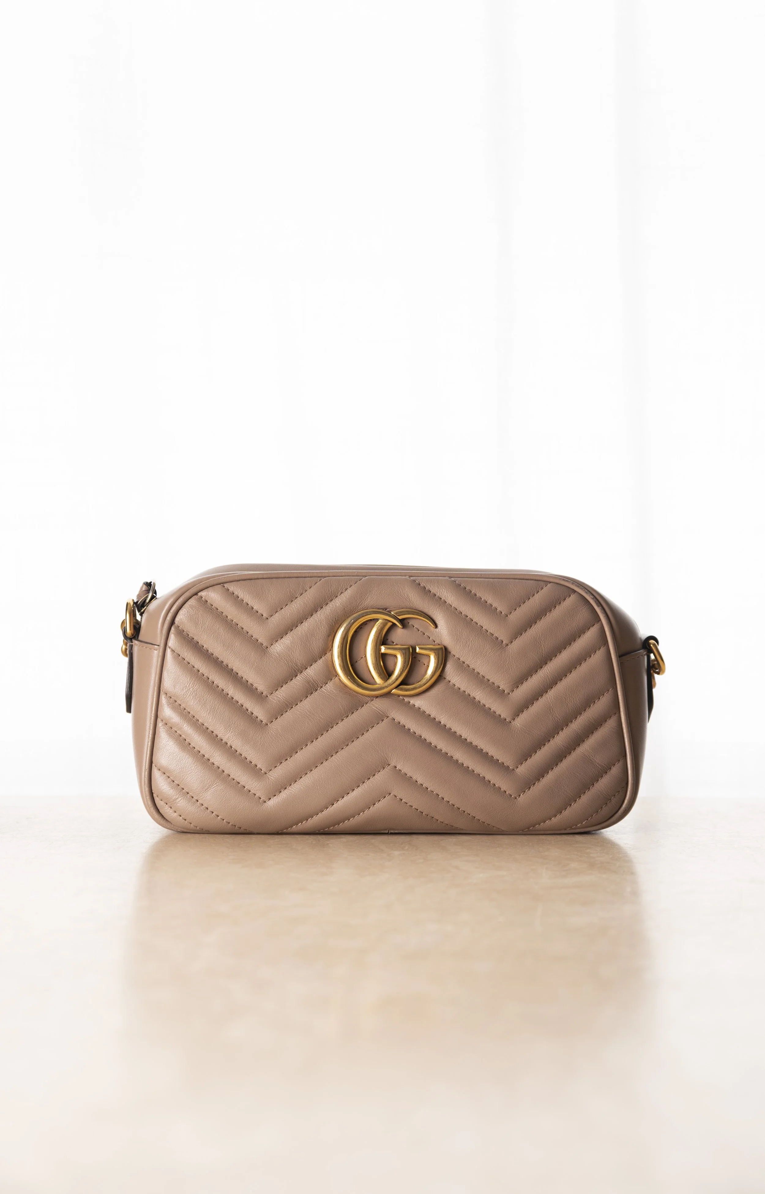 Gucci GG Marmont small camera bag